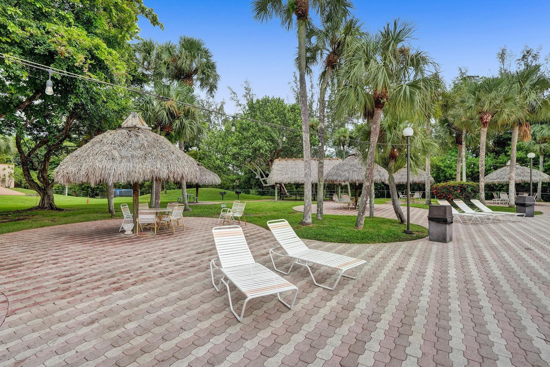 3120 Holiday Springs Boulevard 106, Margate Unit: 106