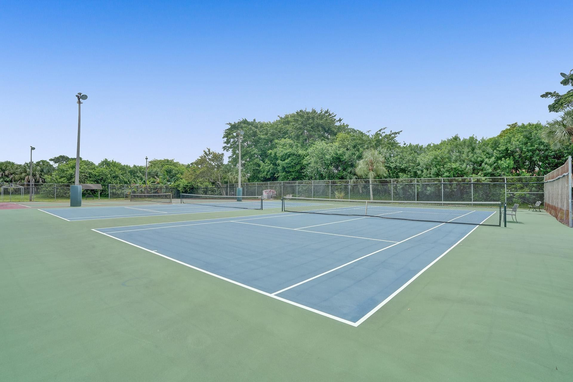 3120 Holiday Springs Boulevard 106, Margate Unit: 106