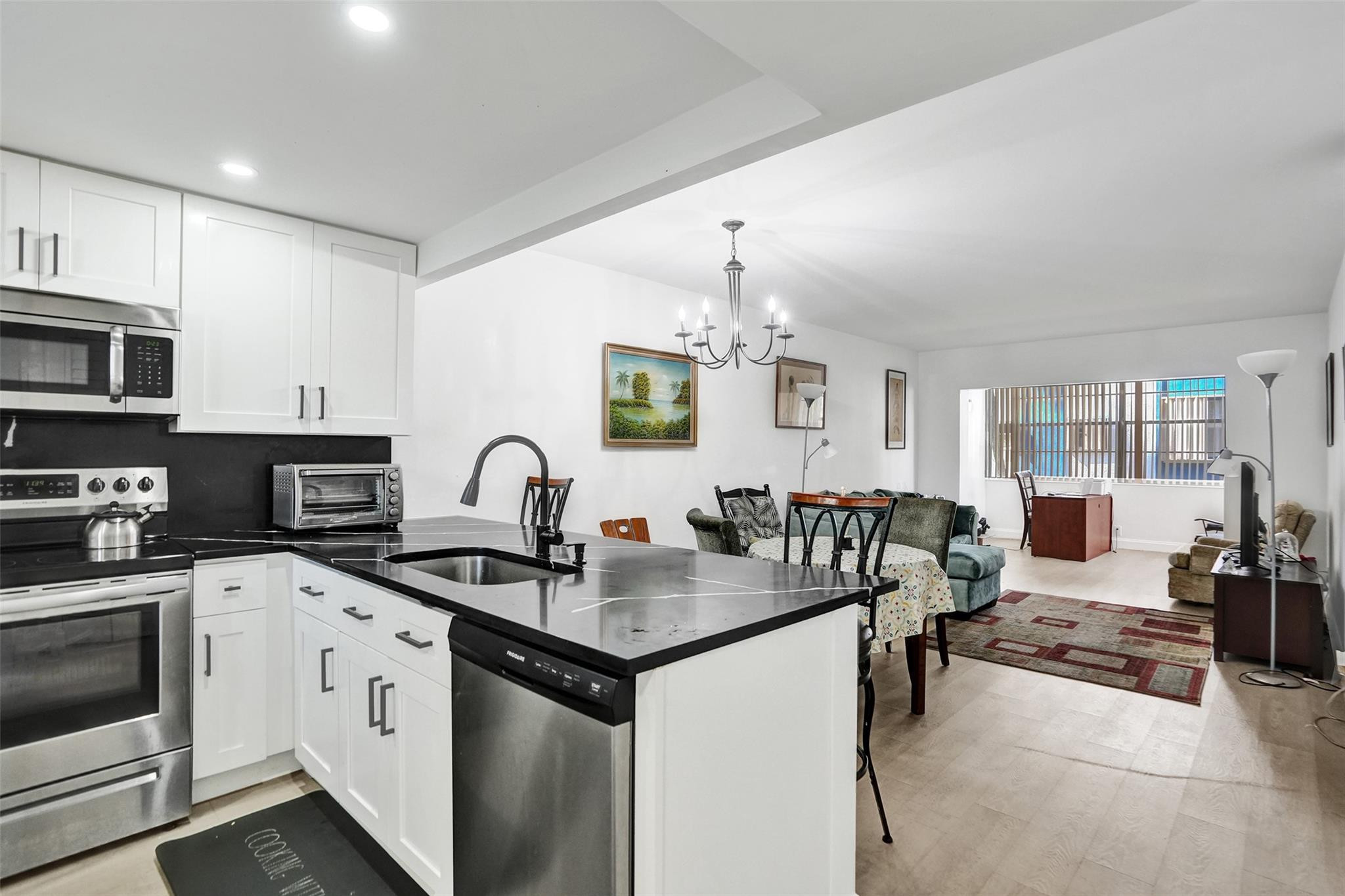 3120 Holiday Springs Boulevard 106, Margate Unit: 106