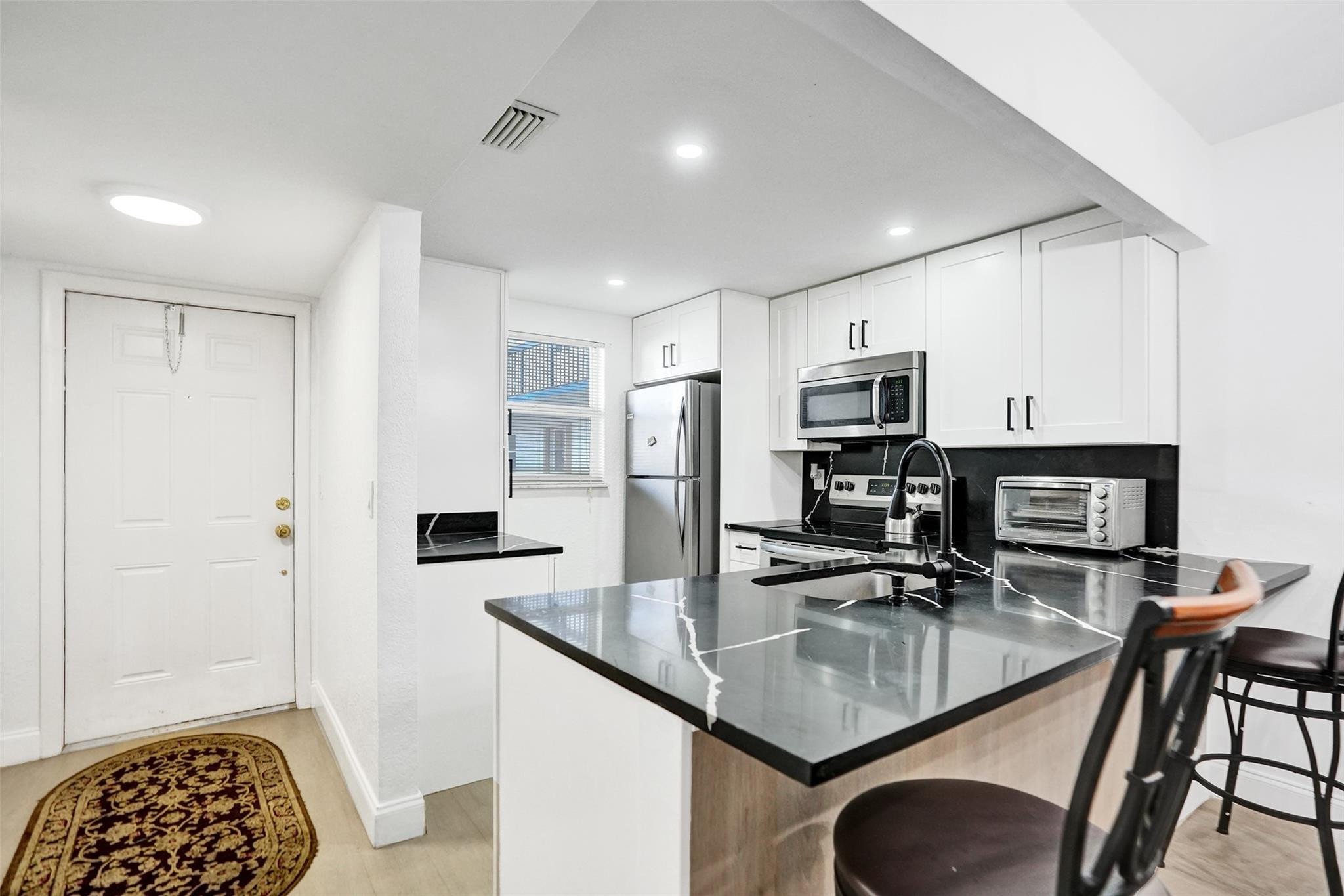 3120 Holiday Springs Boulevard 106, Margate Unit: 106