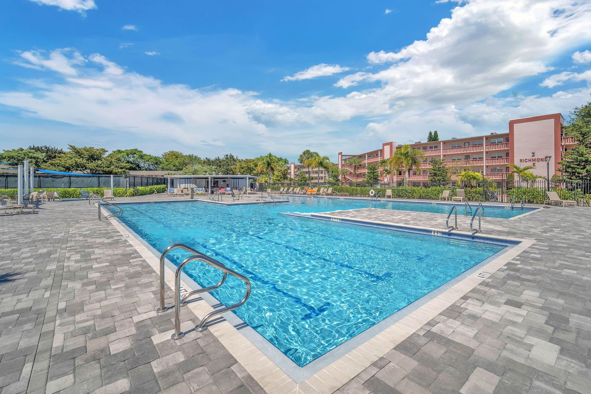 420 Richmond C 420, Deerfield Beach Unit: 420