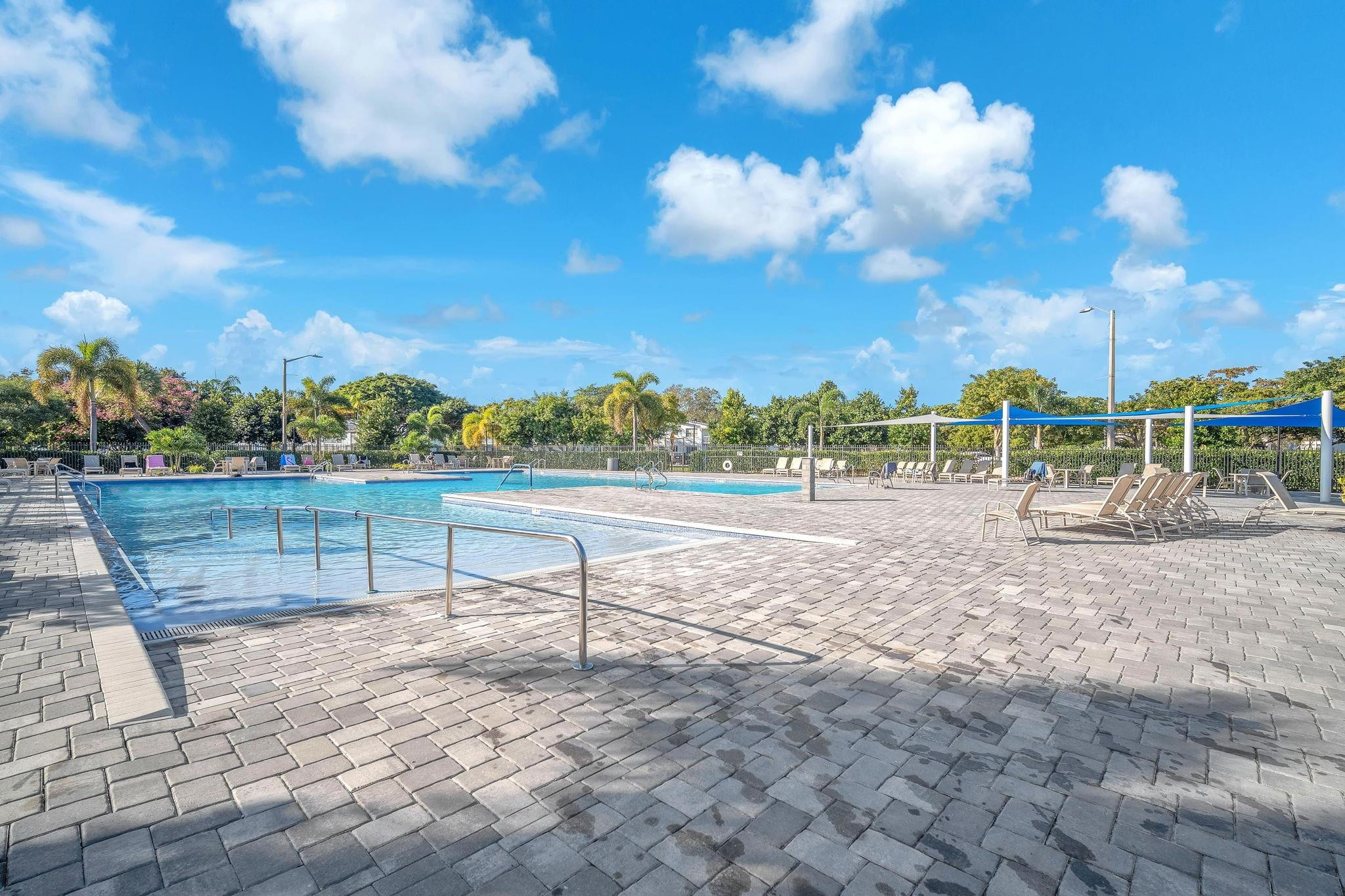 420 Richmond C 420, Deerfield Beach Unit: 420