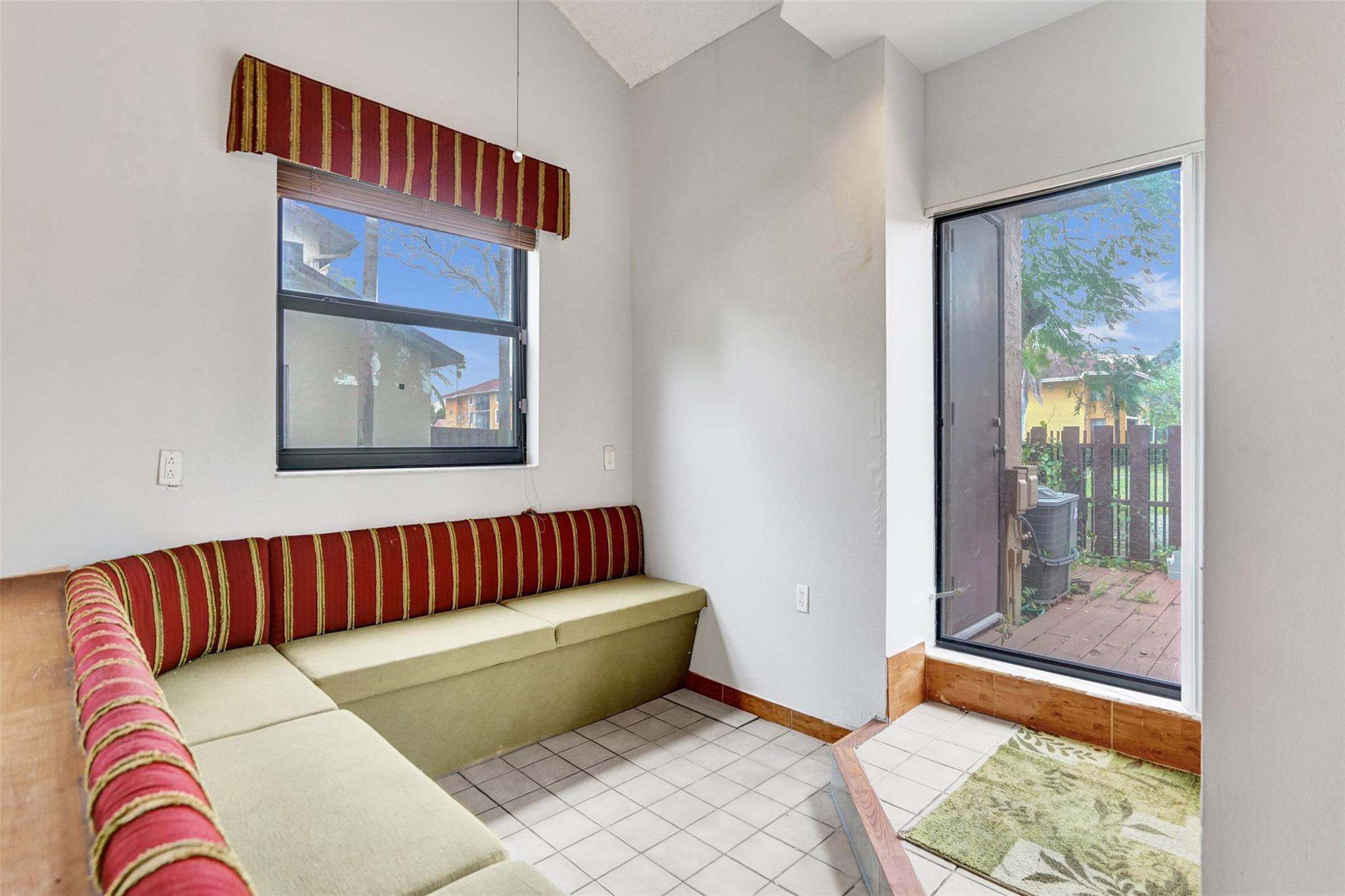 7680 NW 79th Avenue P 1, Tamarac Unit: P 1