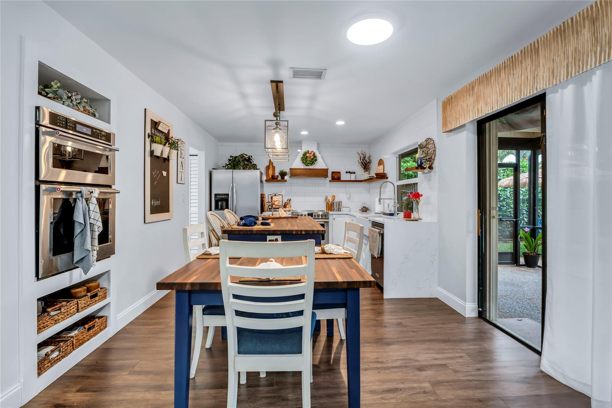 9680 NW 10th Court