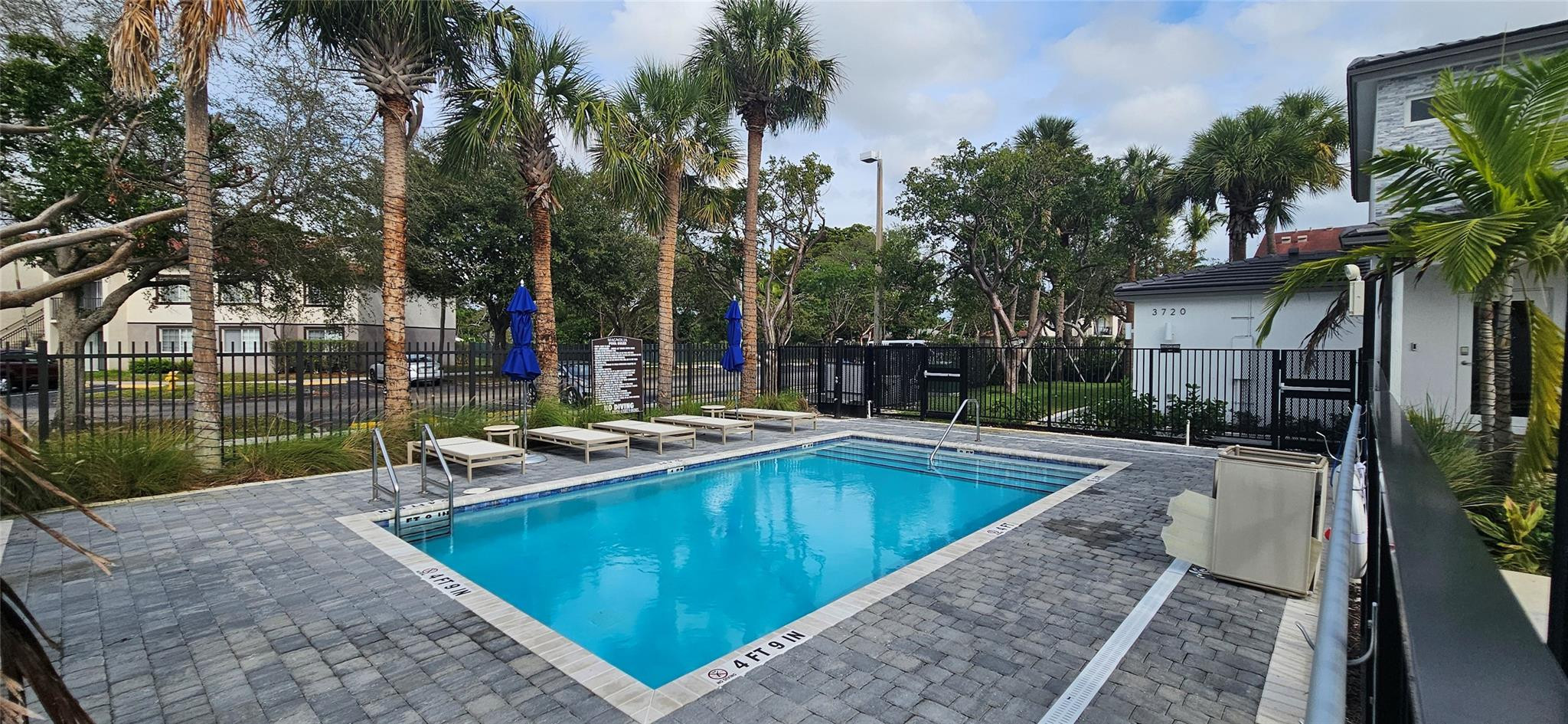 5010 SW 37th Street 5010