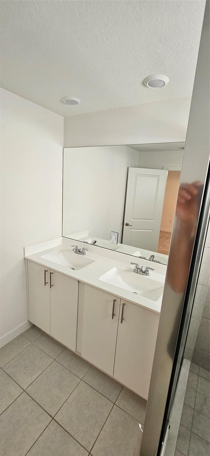 5010 SW 37th Street 5010