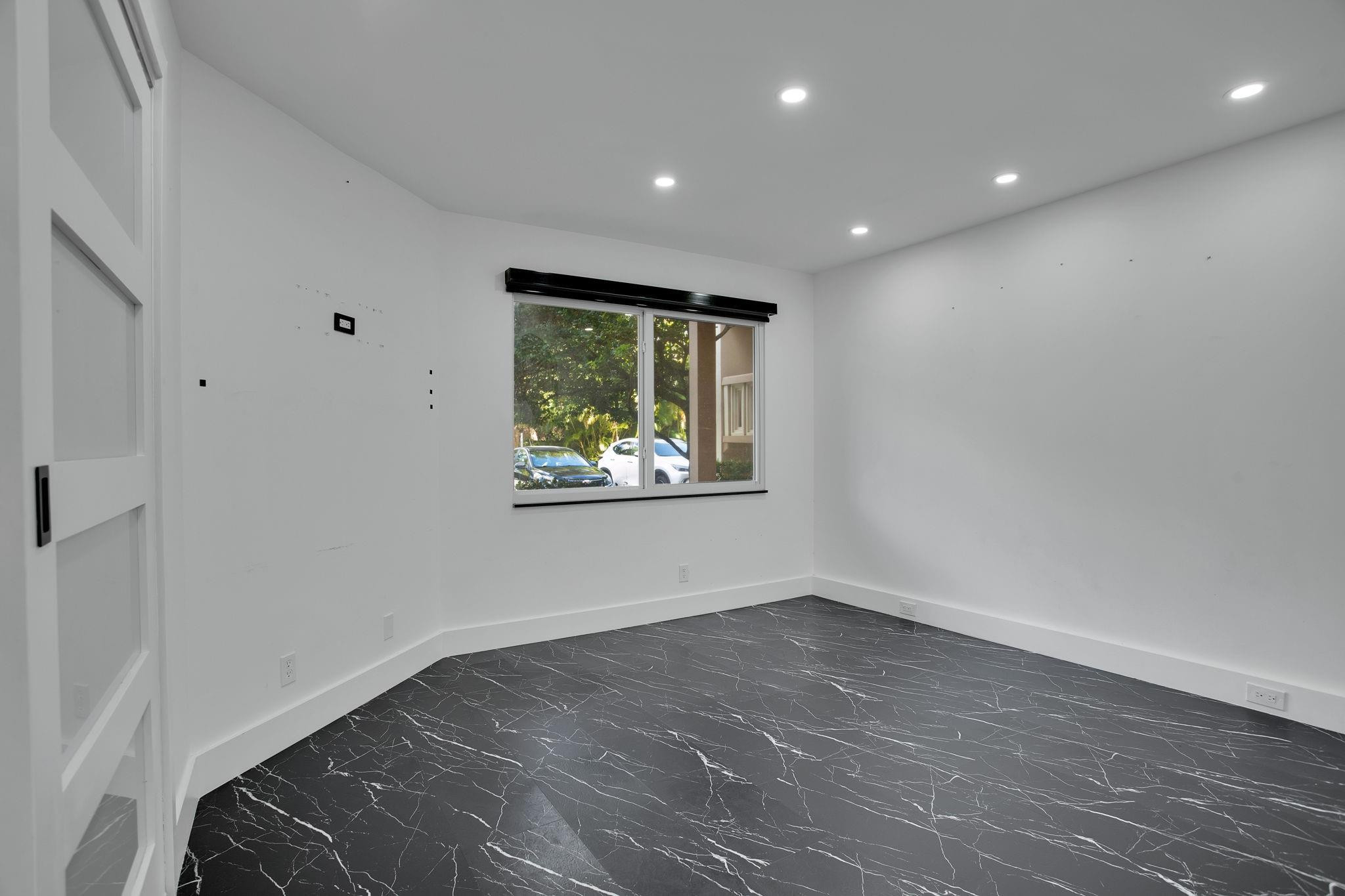 1601 Abaco M1