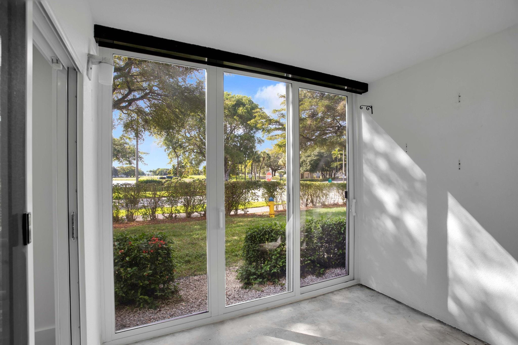 1601 Abaco M1