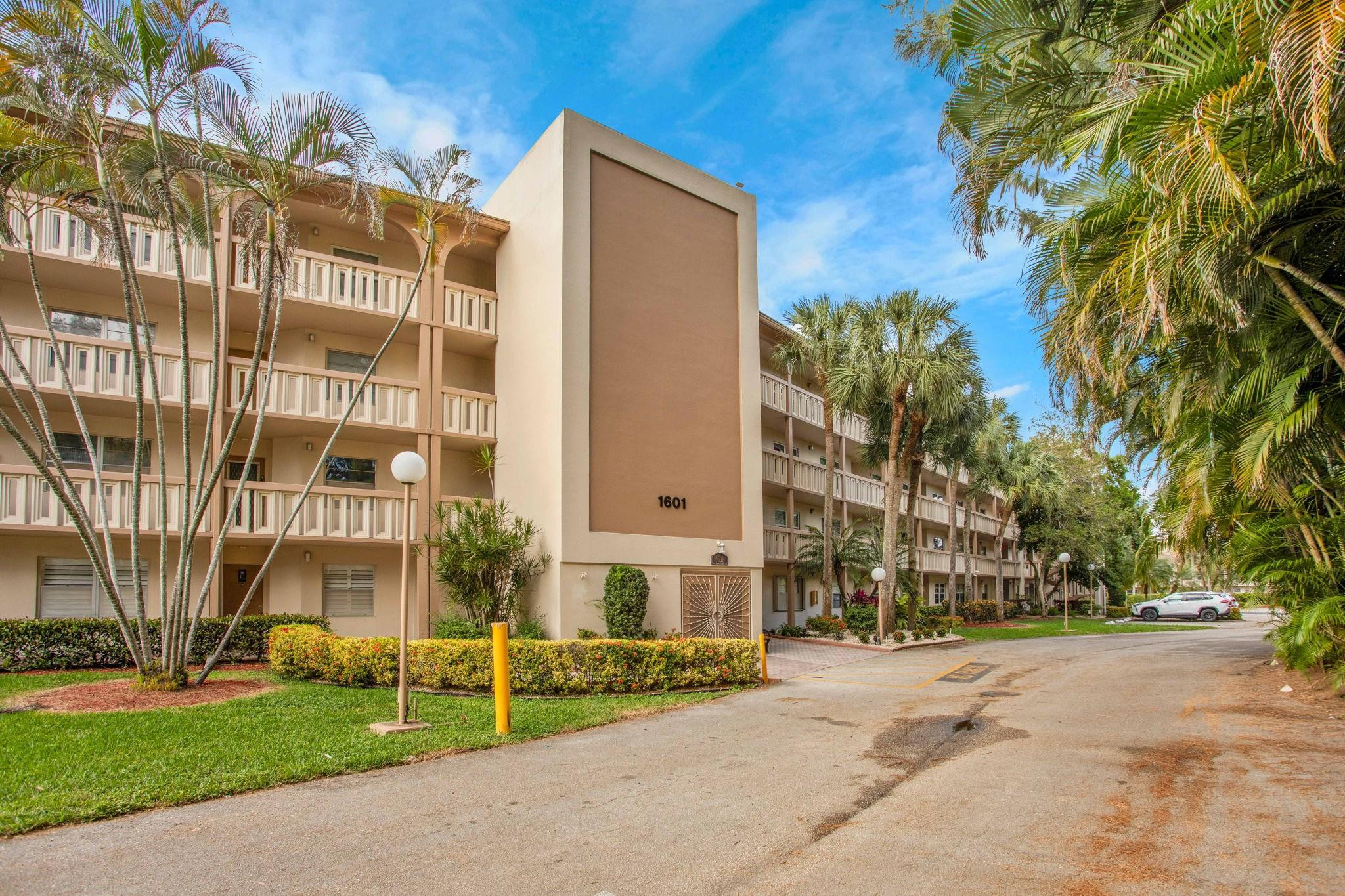 1601 Abaco M1