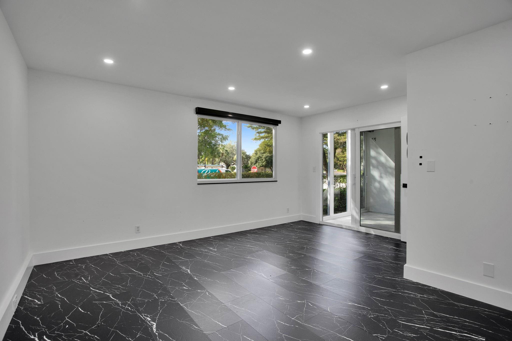 1601 Abaco M1
