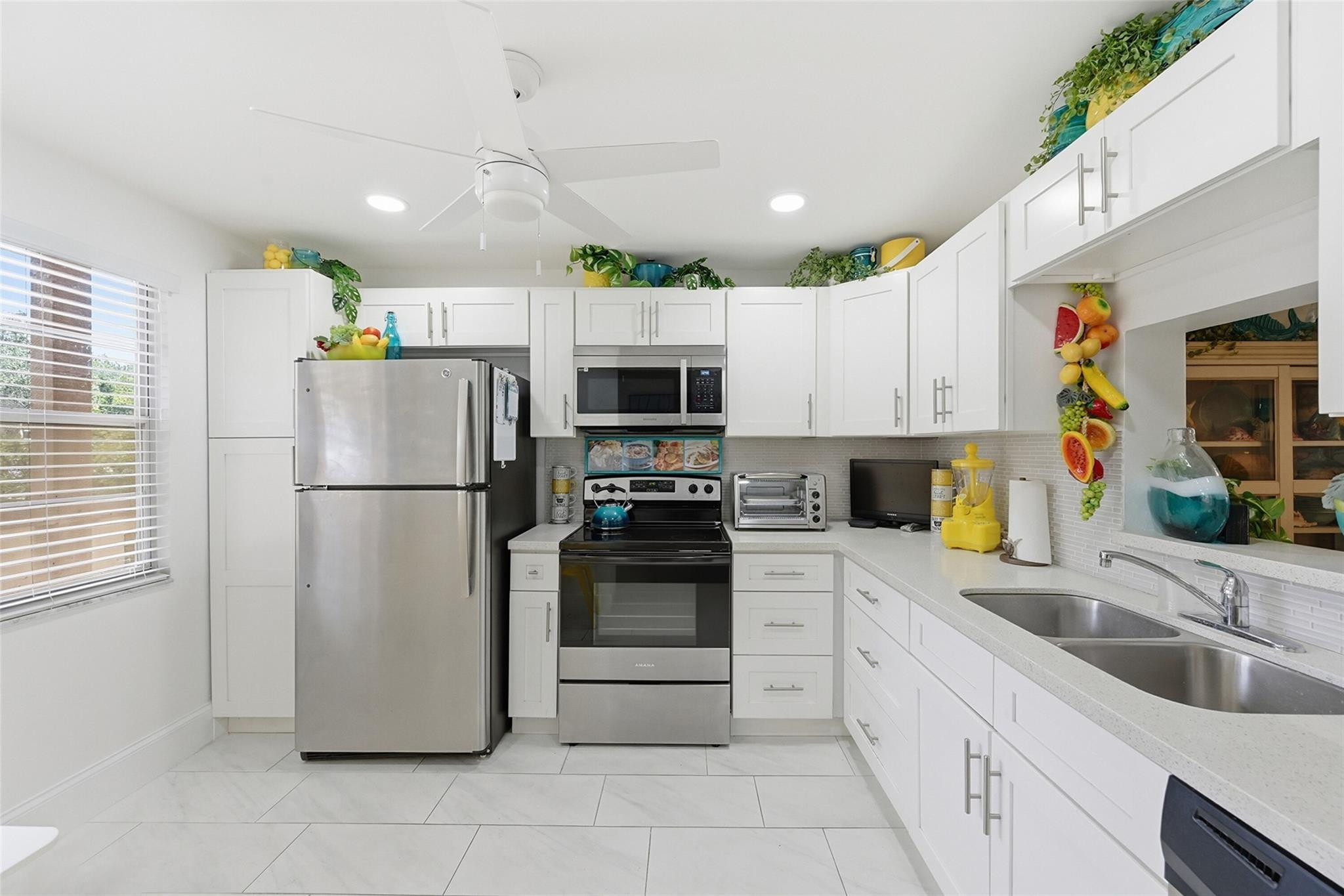 3003 Portofino Isle B2