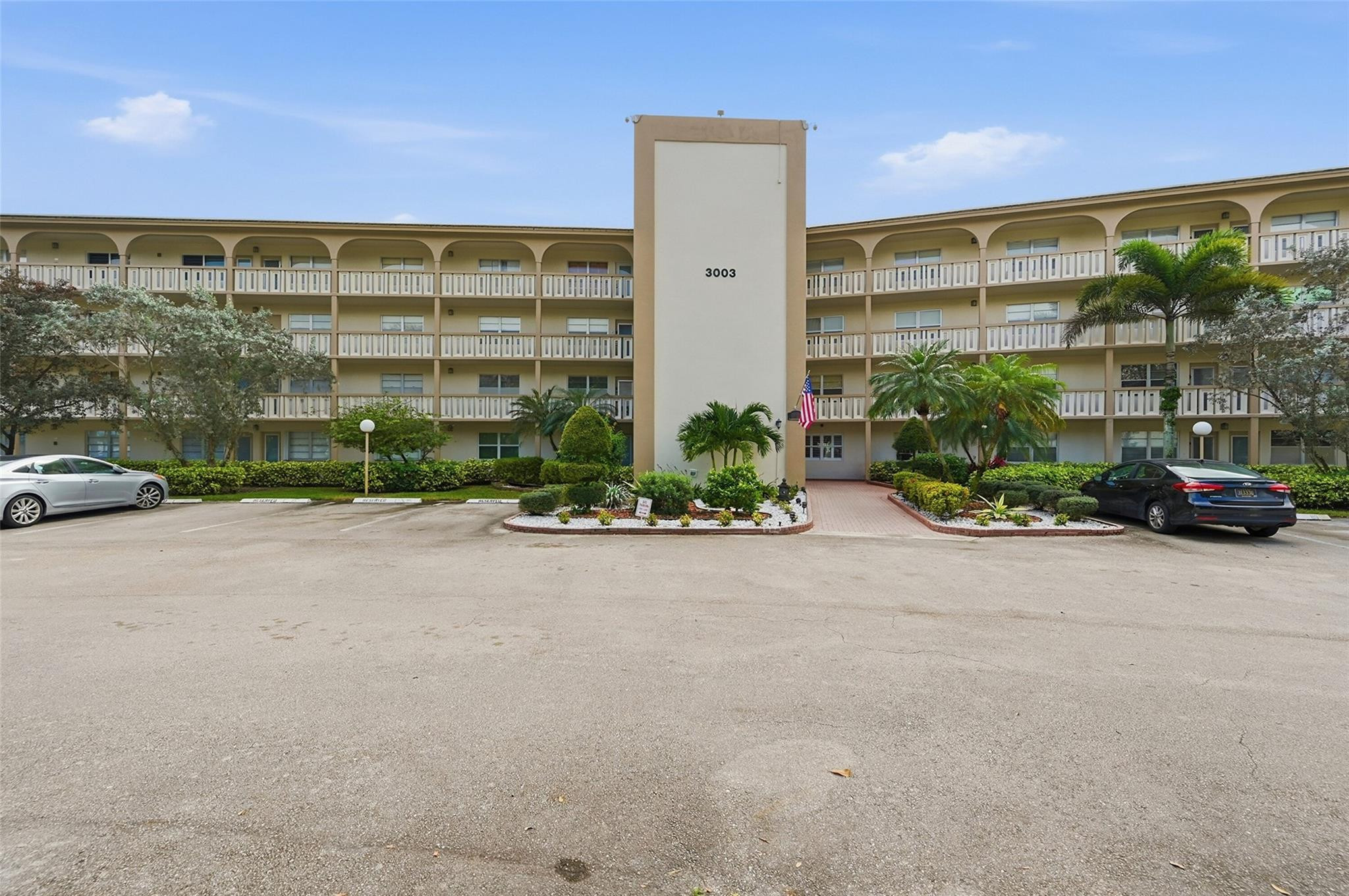 3003 Portofino Isle B2