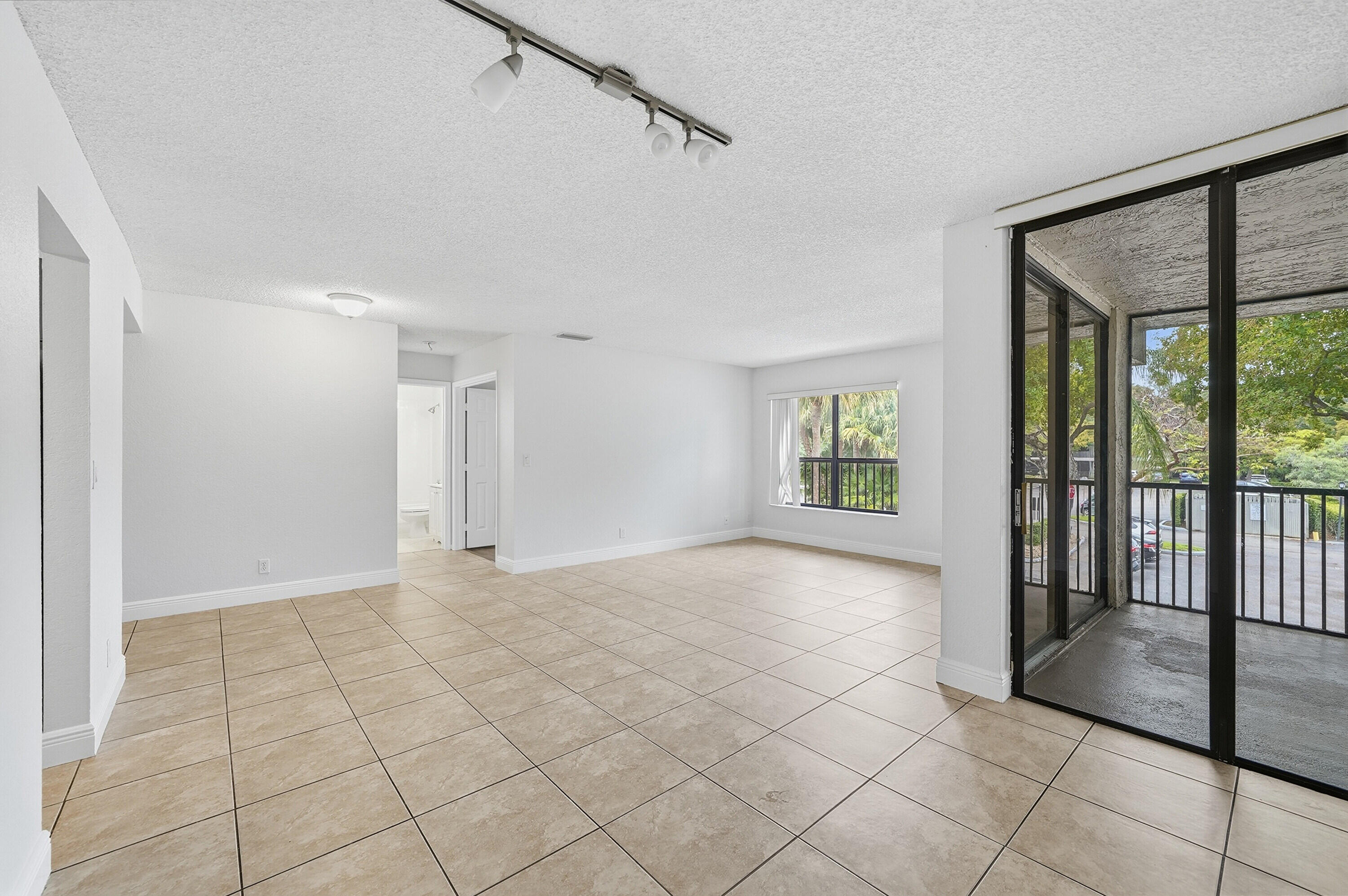2486 NW 49th Terrace 762