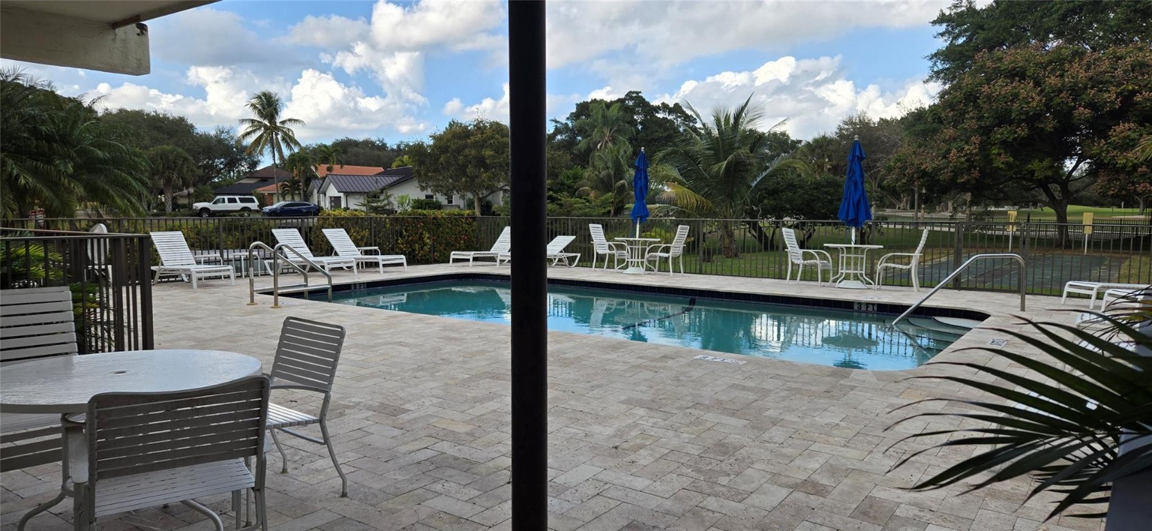 8951 N New River Canal Road 1B