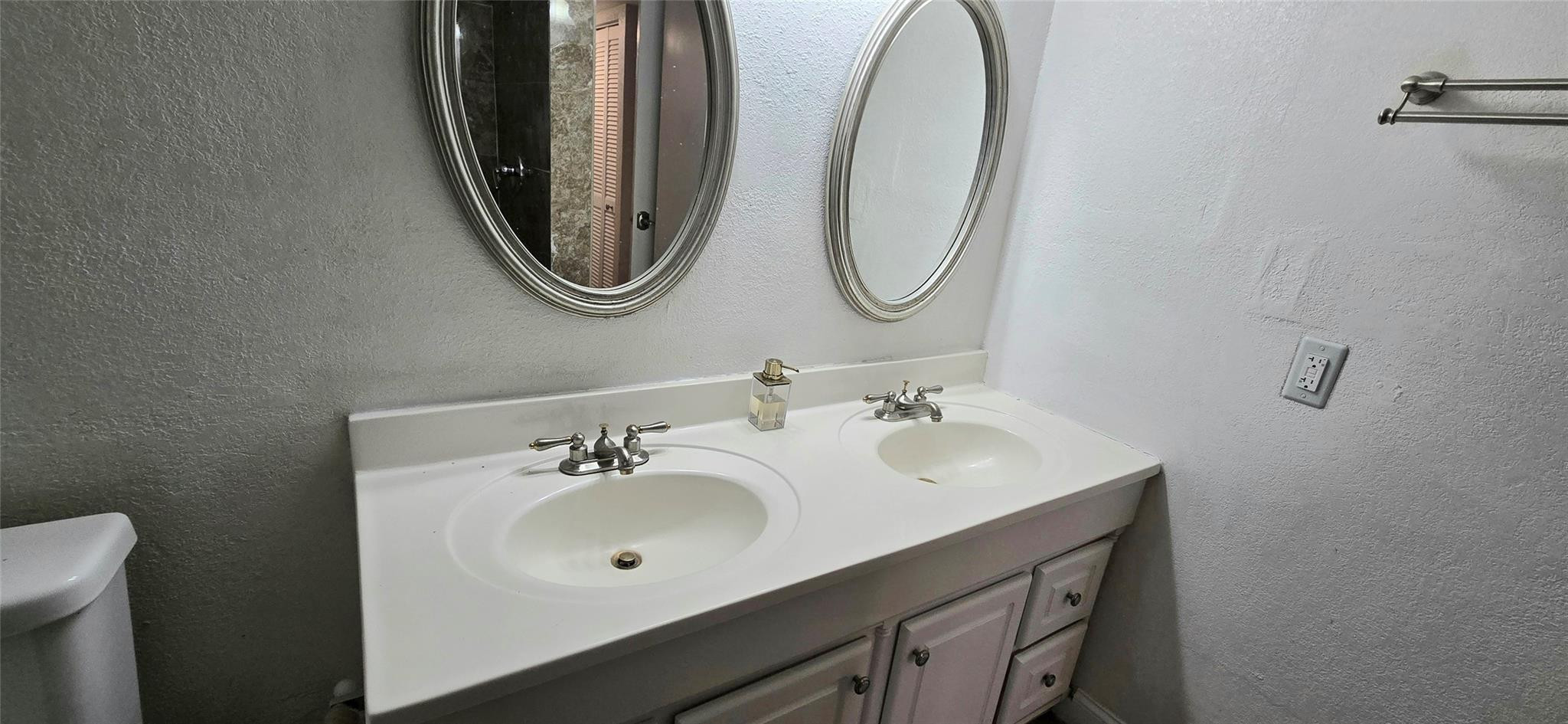 8951 N New River Canal Road 1B