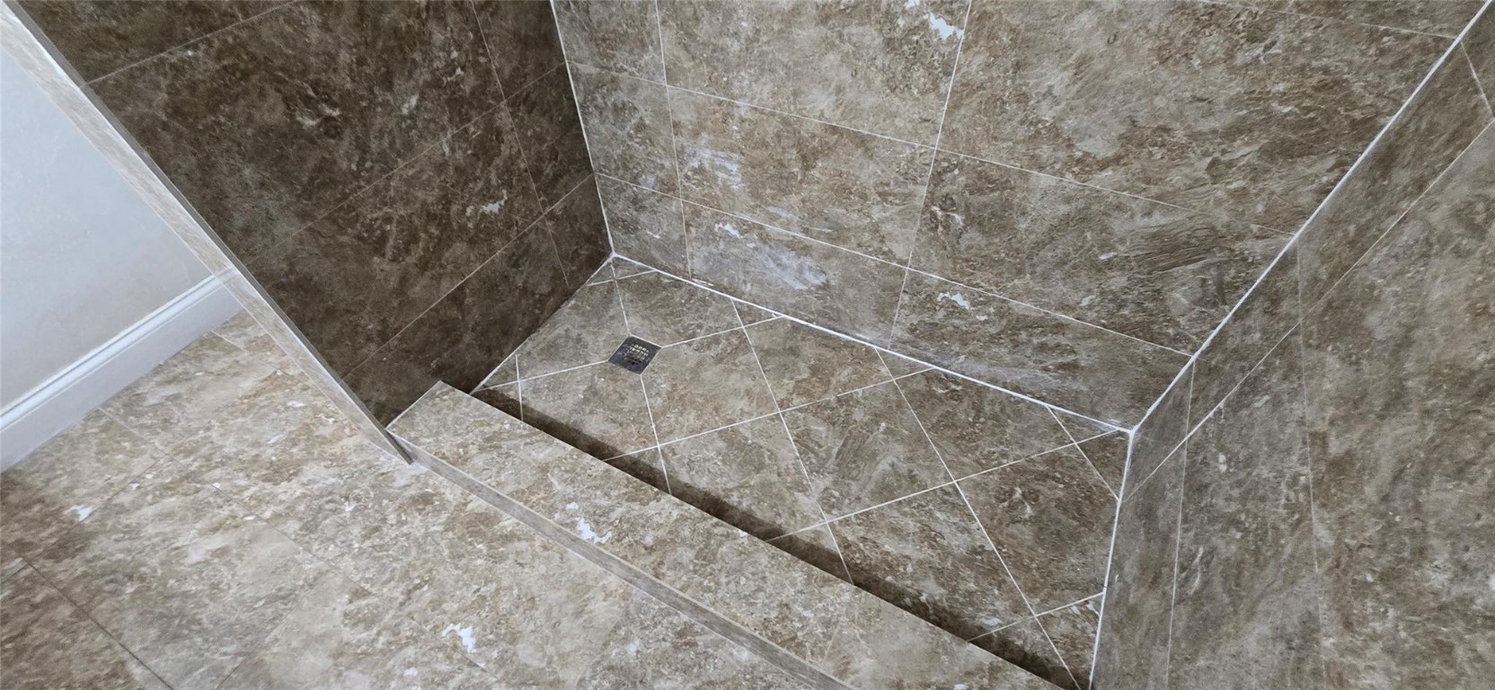 8951 N New River Canal Road 1B