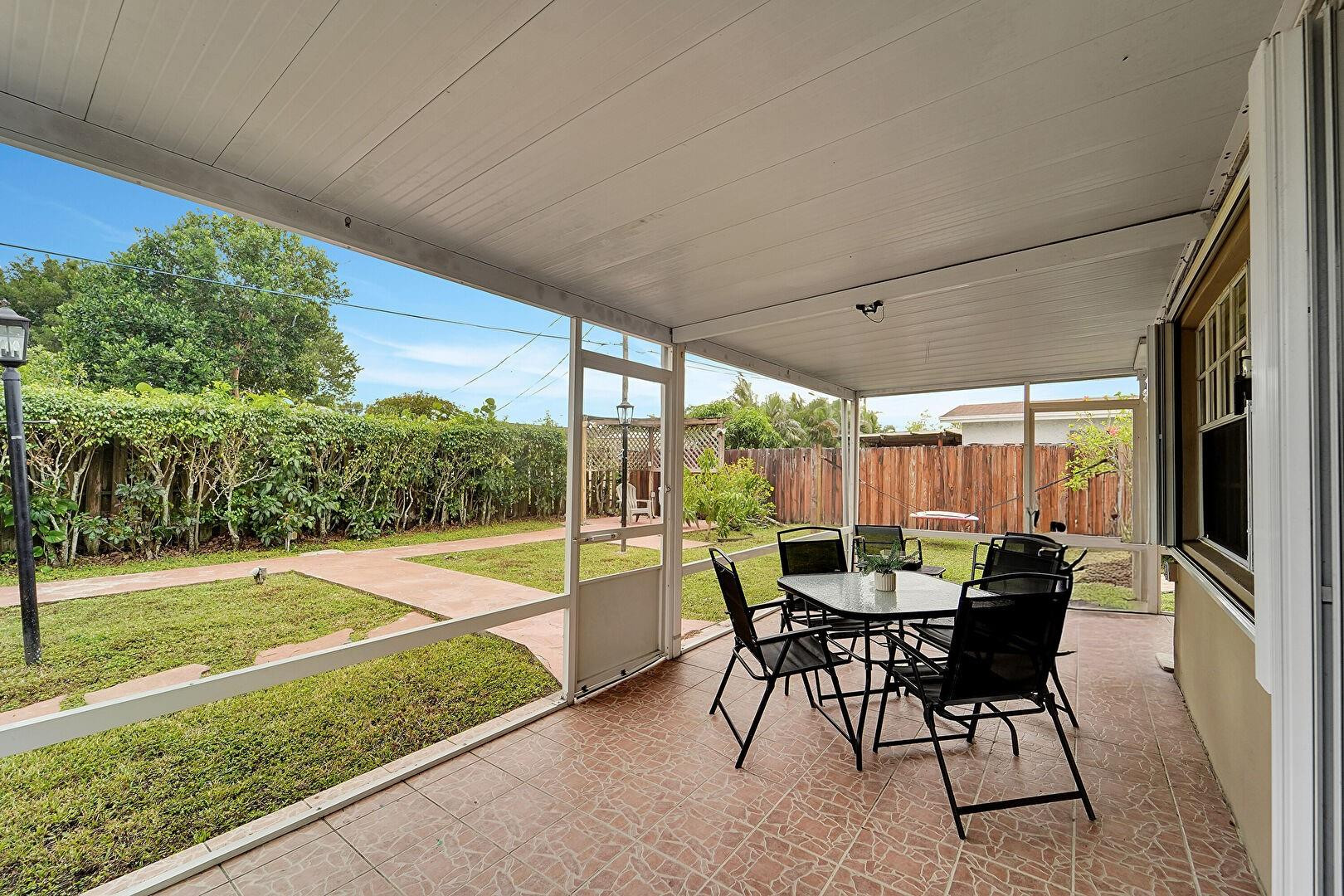9846 NW 26th Place