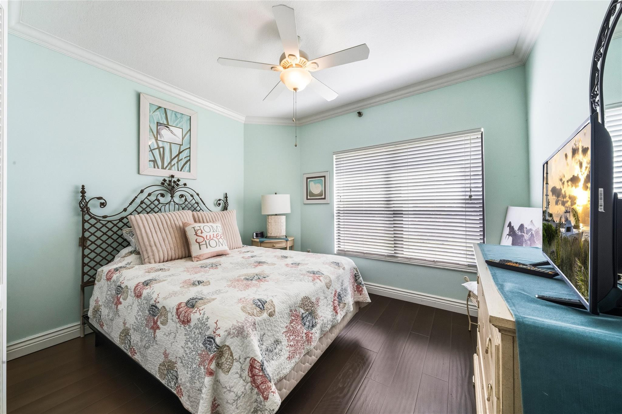 6606 Villa Sonrisa Drive 910