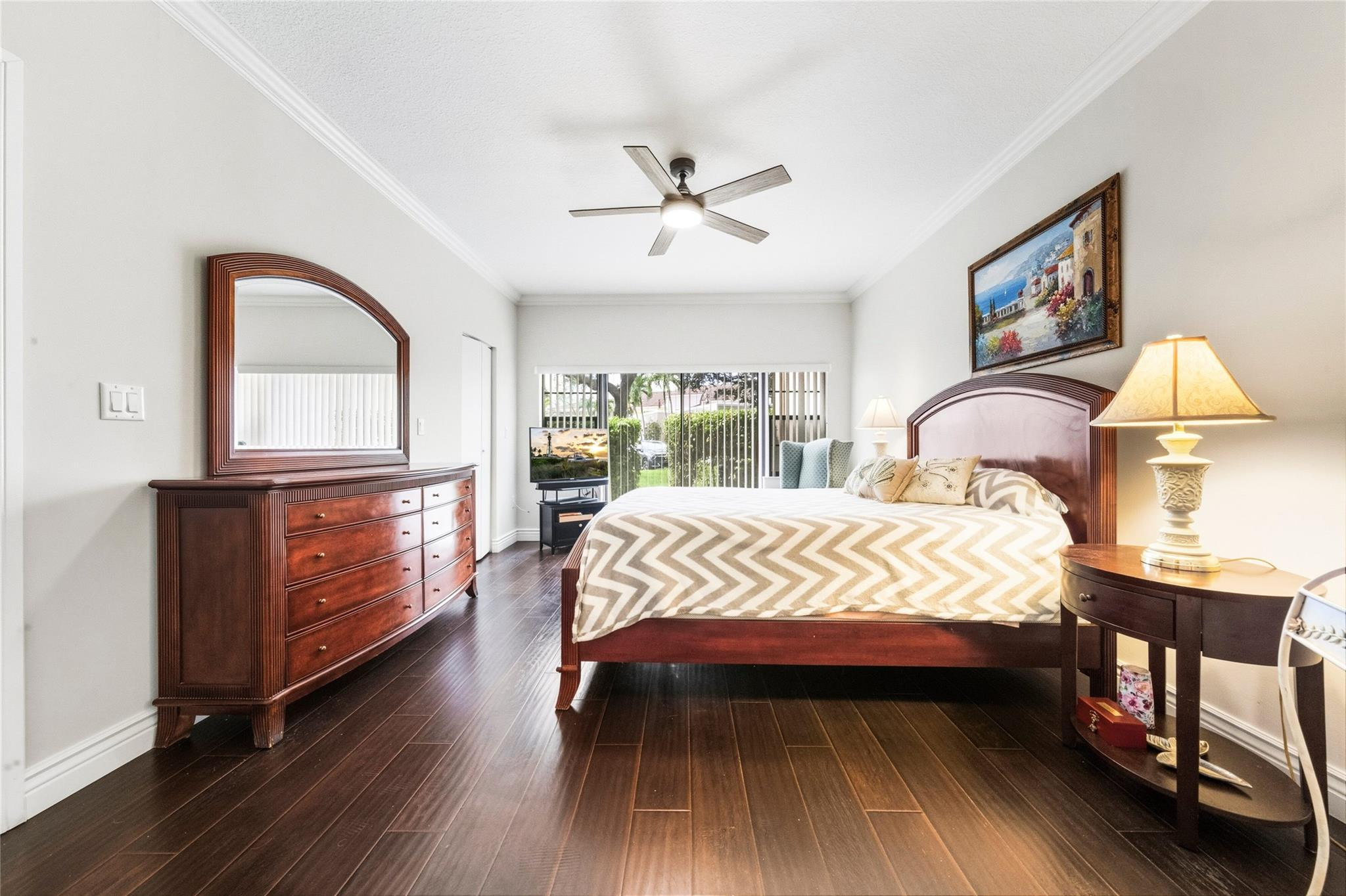 6606 Villa Sonrisa Drive 910
