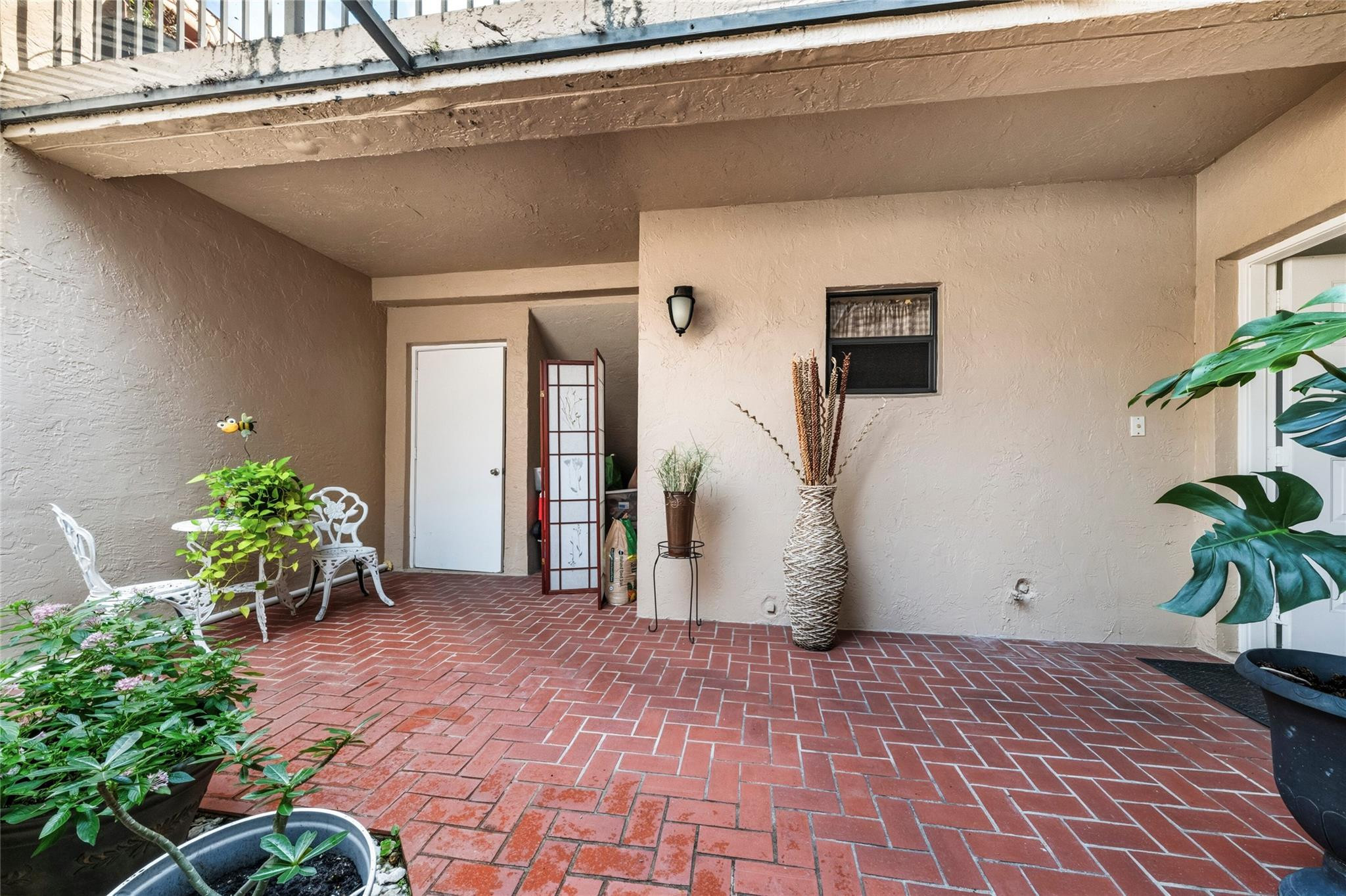 6606 Villa Sonrisa Drive 910