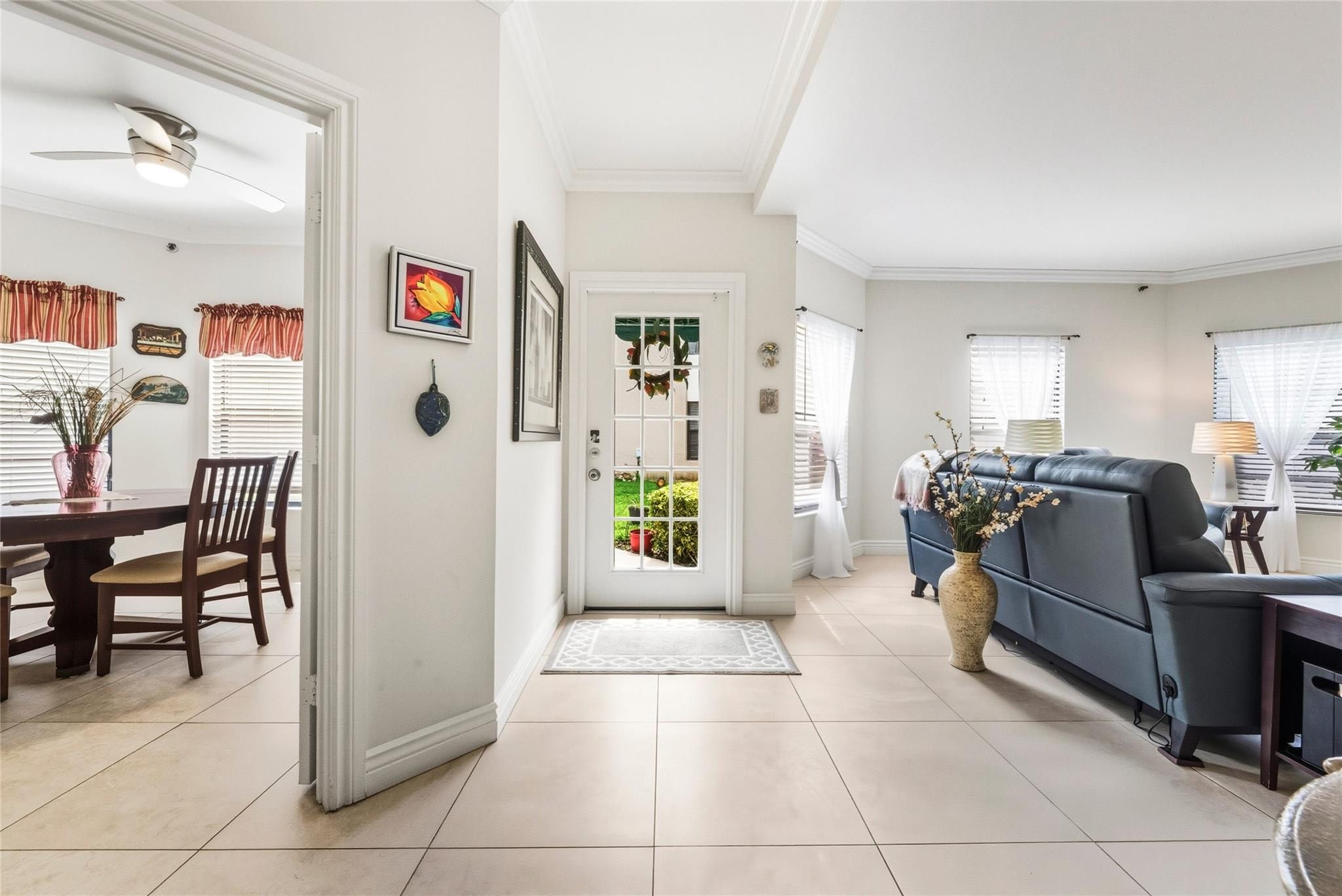 6606 Villa Sonrisa Drive 910