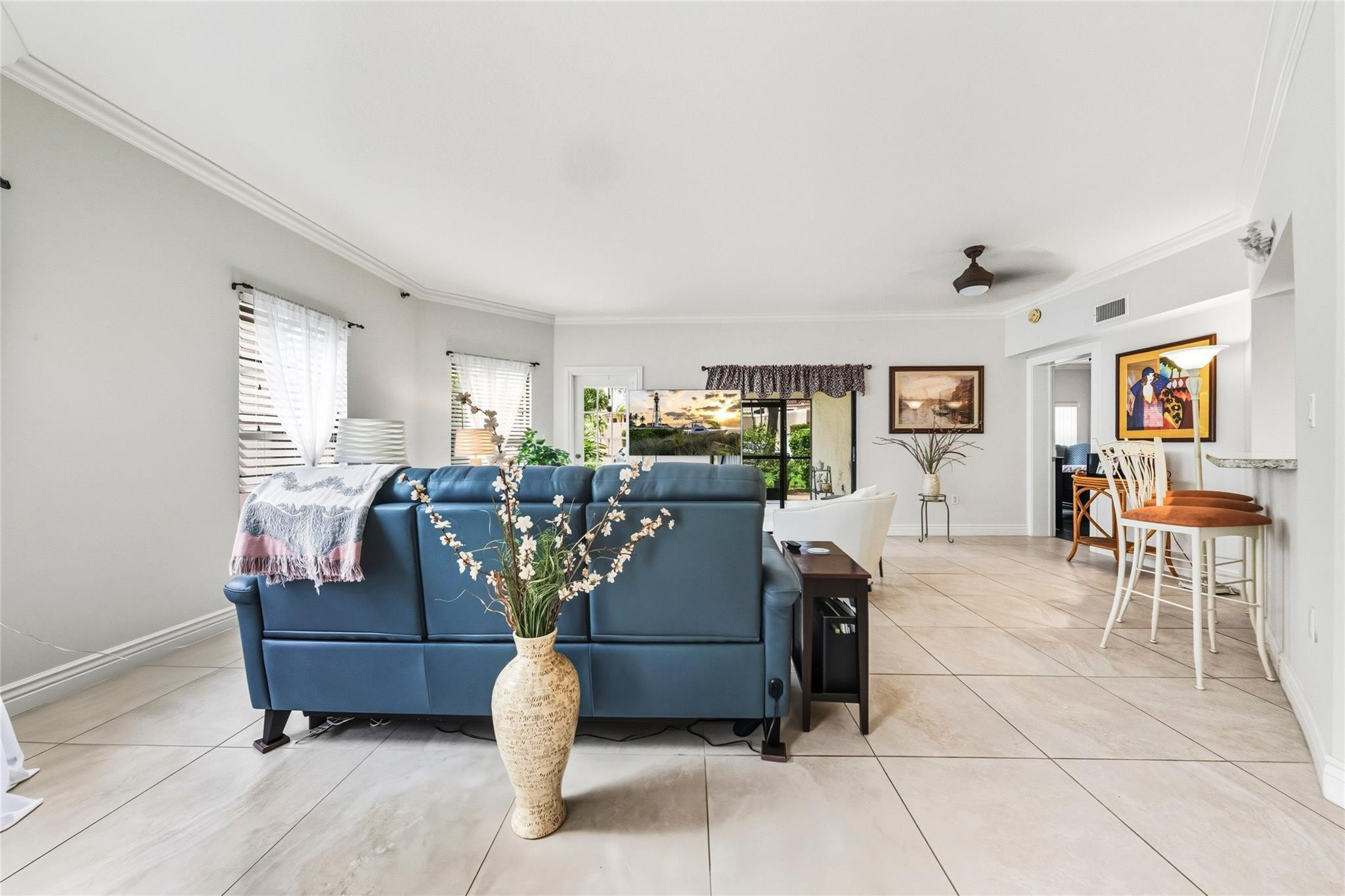 6606 Villa Sonrisa Drive 910