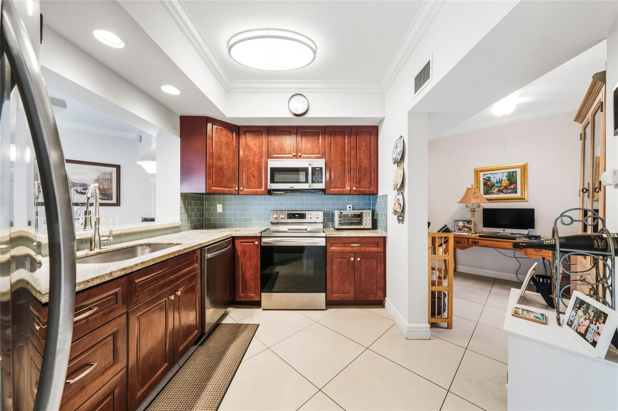 6606 Villa Sonrisa Drive 910