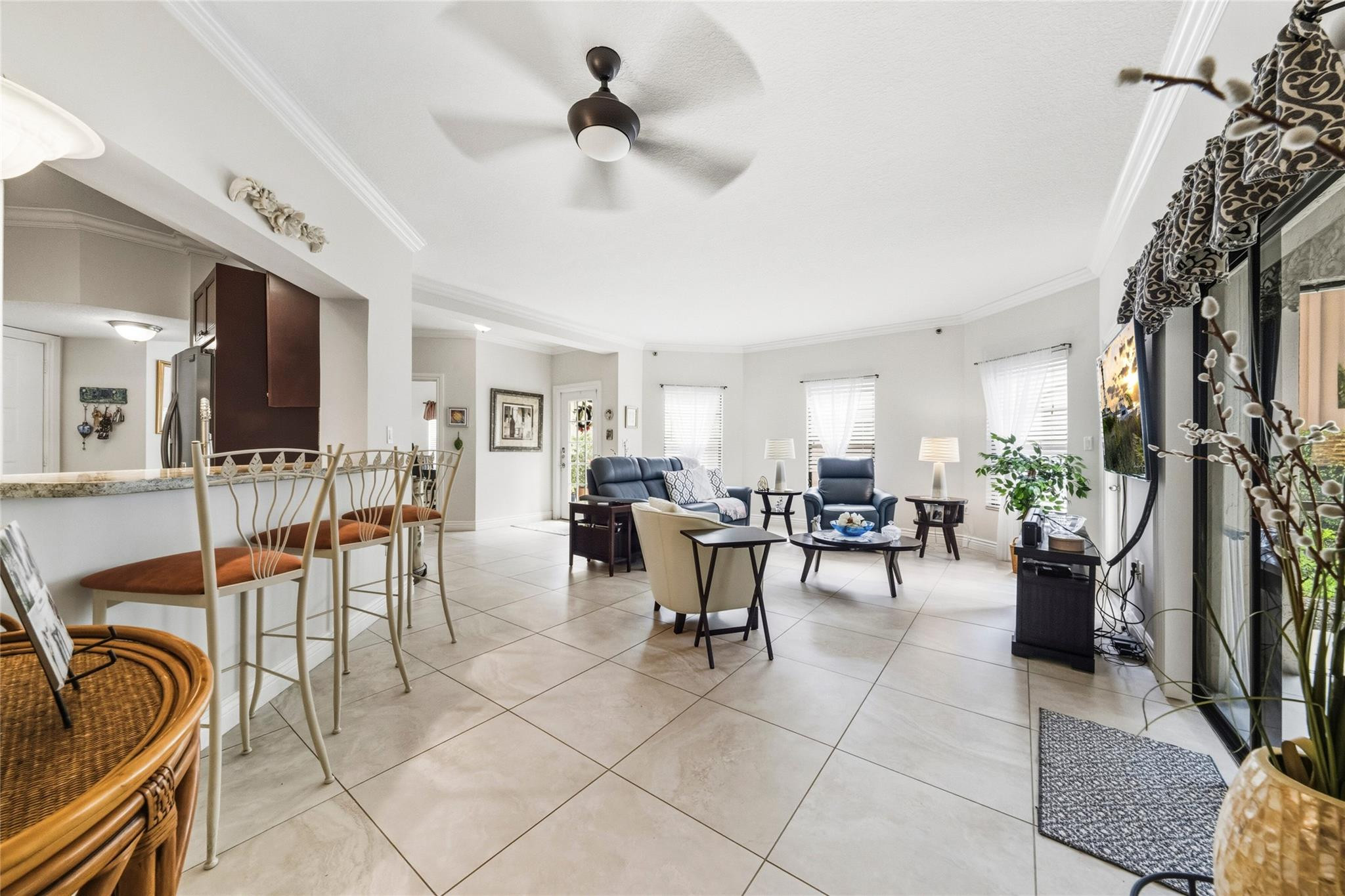 6606 Villa Sonrisa Drive 910