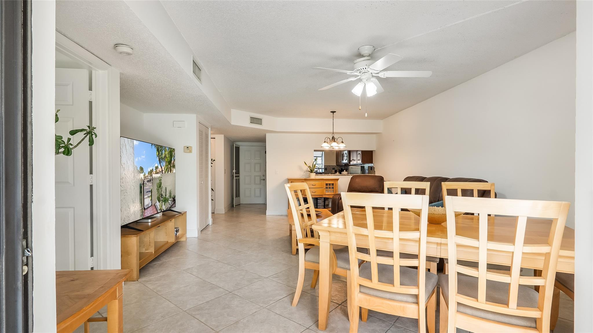 409 Republic Court 409