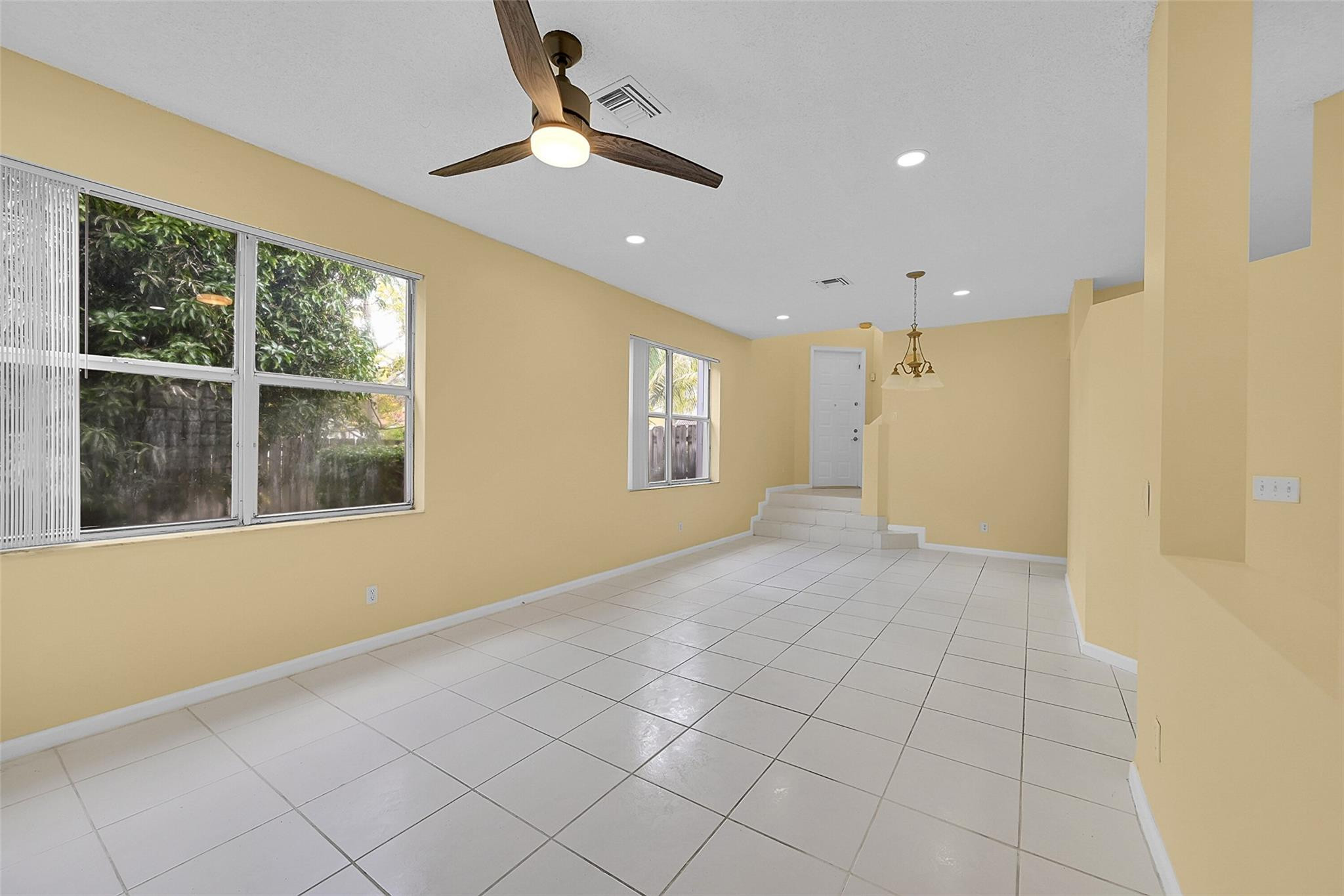 160 NW 97th Terrace