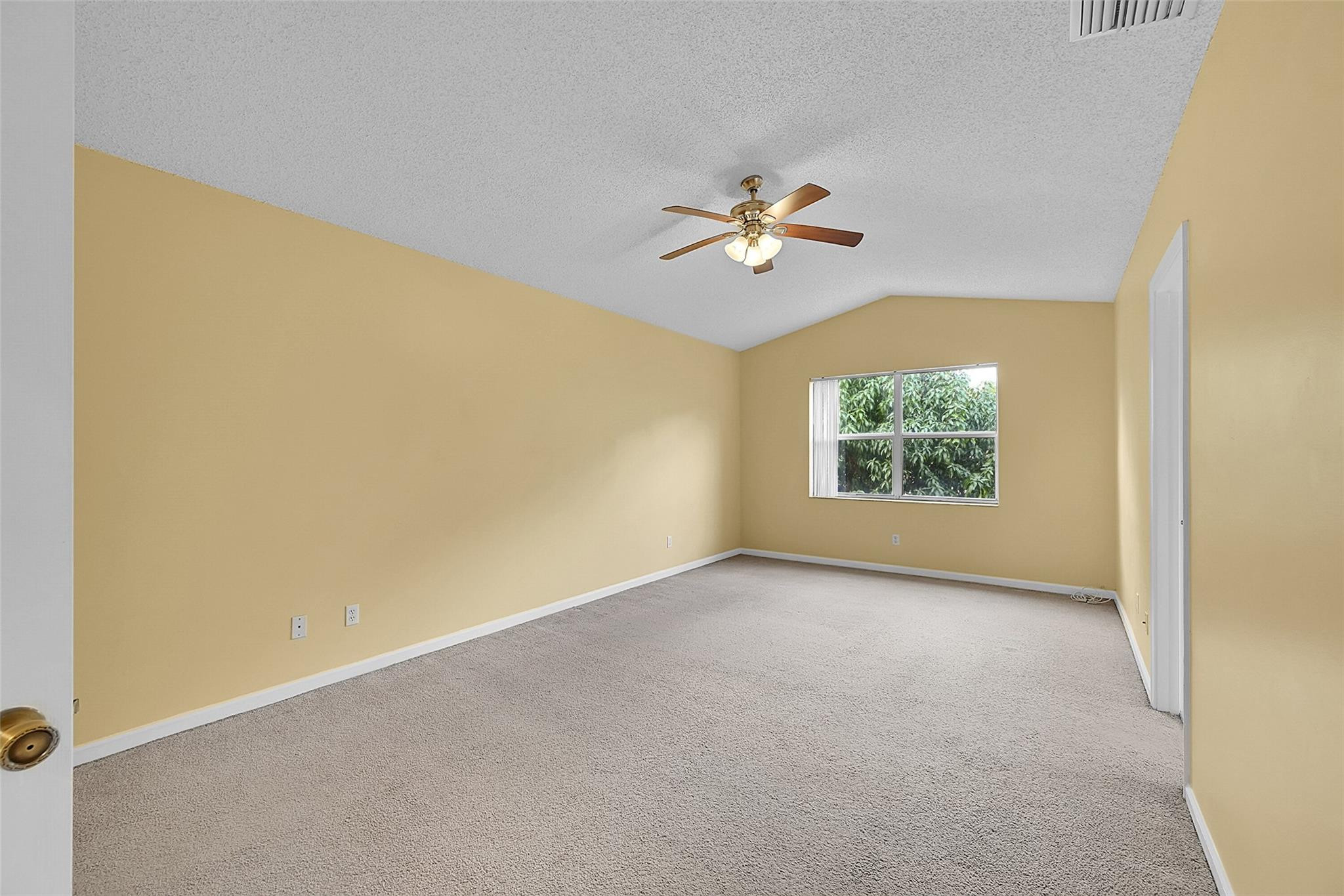 160 NW 97th Terrace