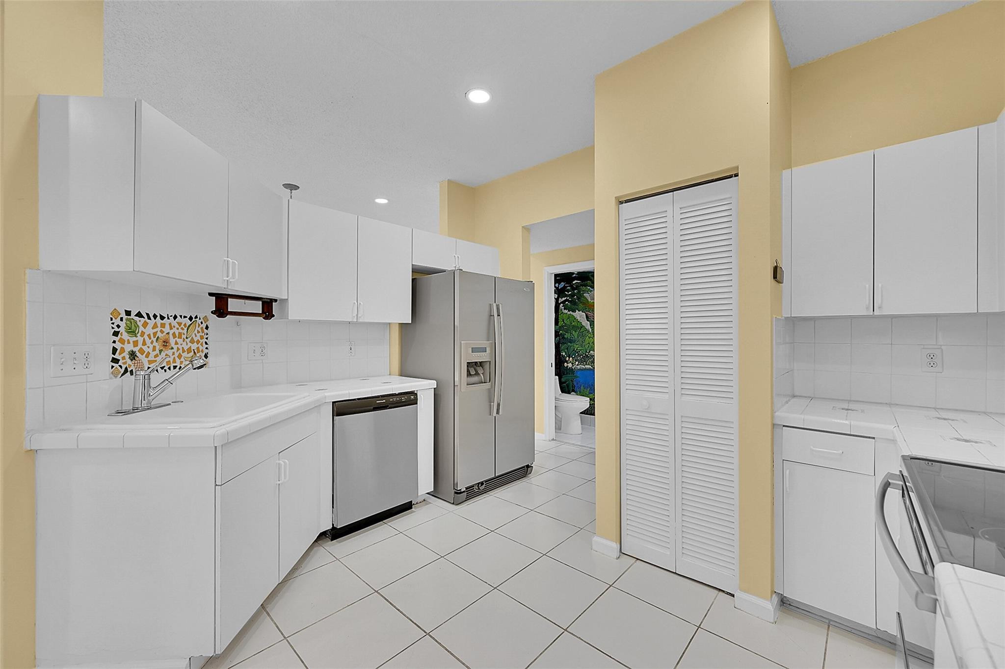 160 NW 97th Terrace