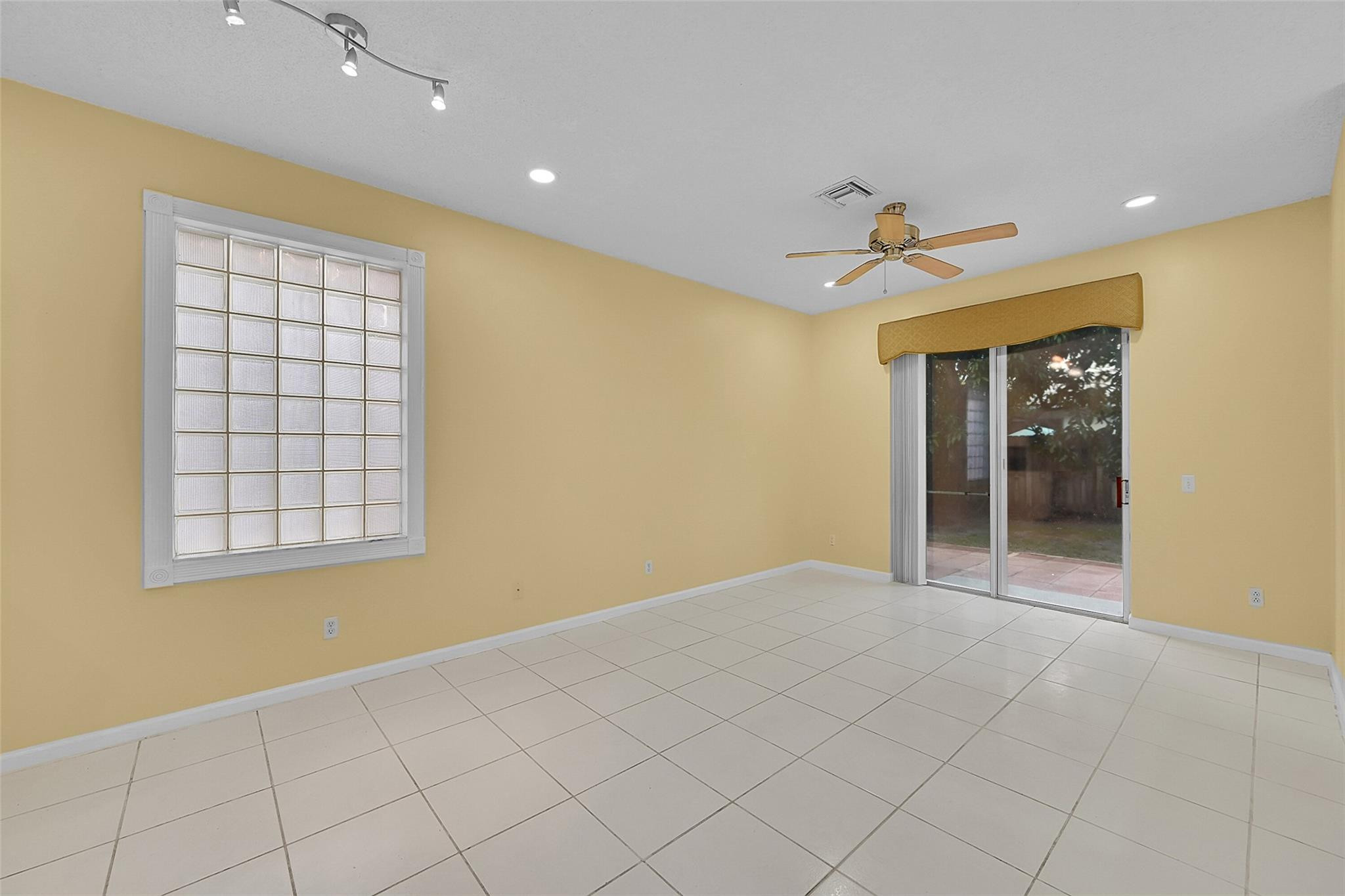 160 NW 97th Terrace