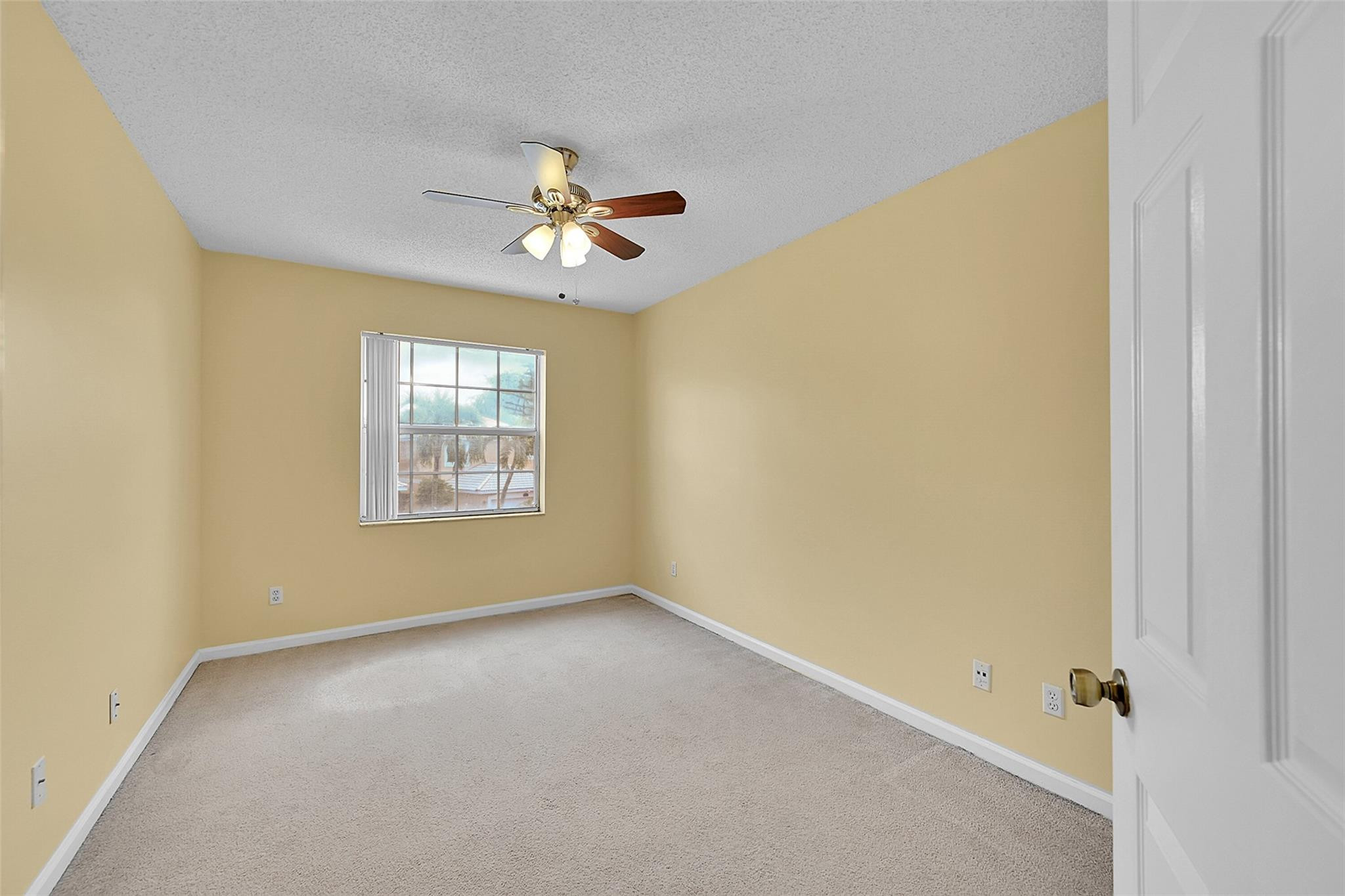 160 NW 97th Terrace