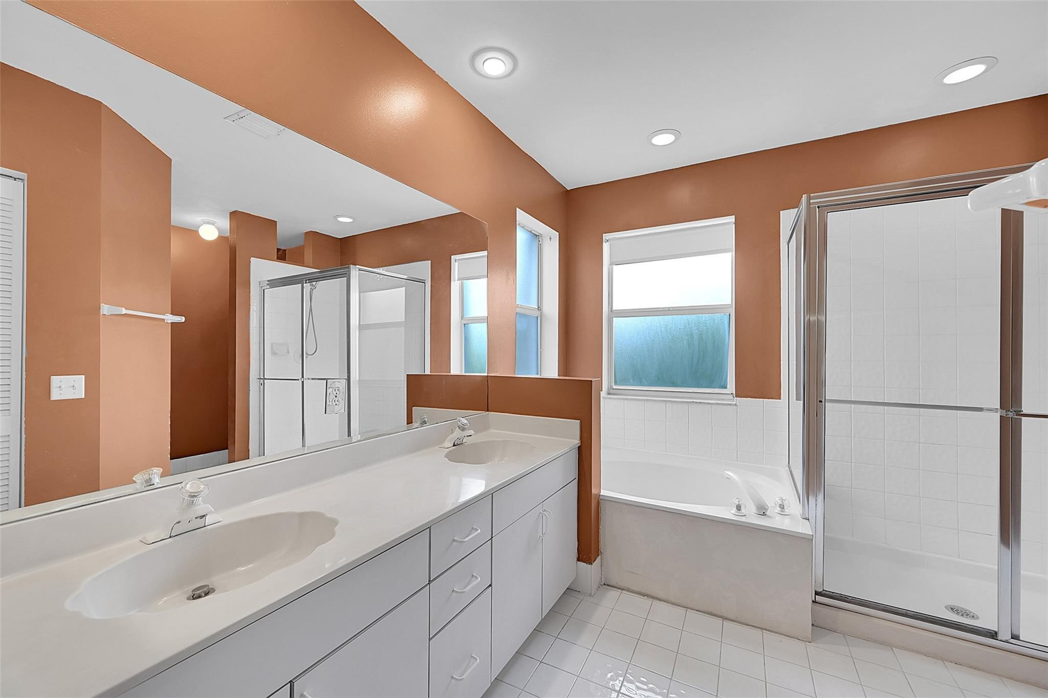 160 NW 97th Terrace