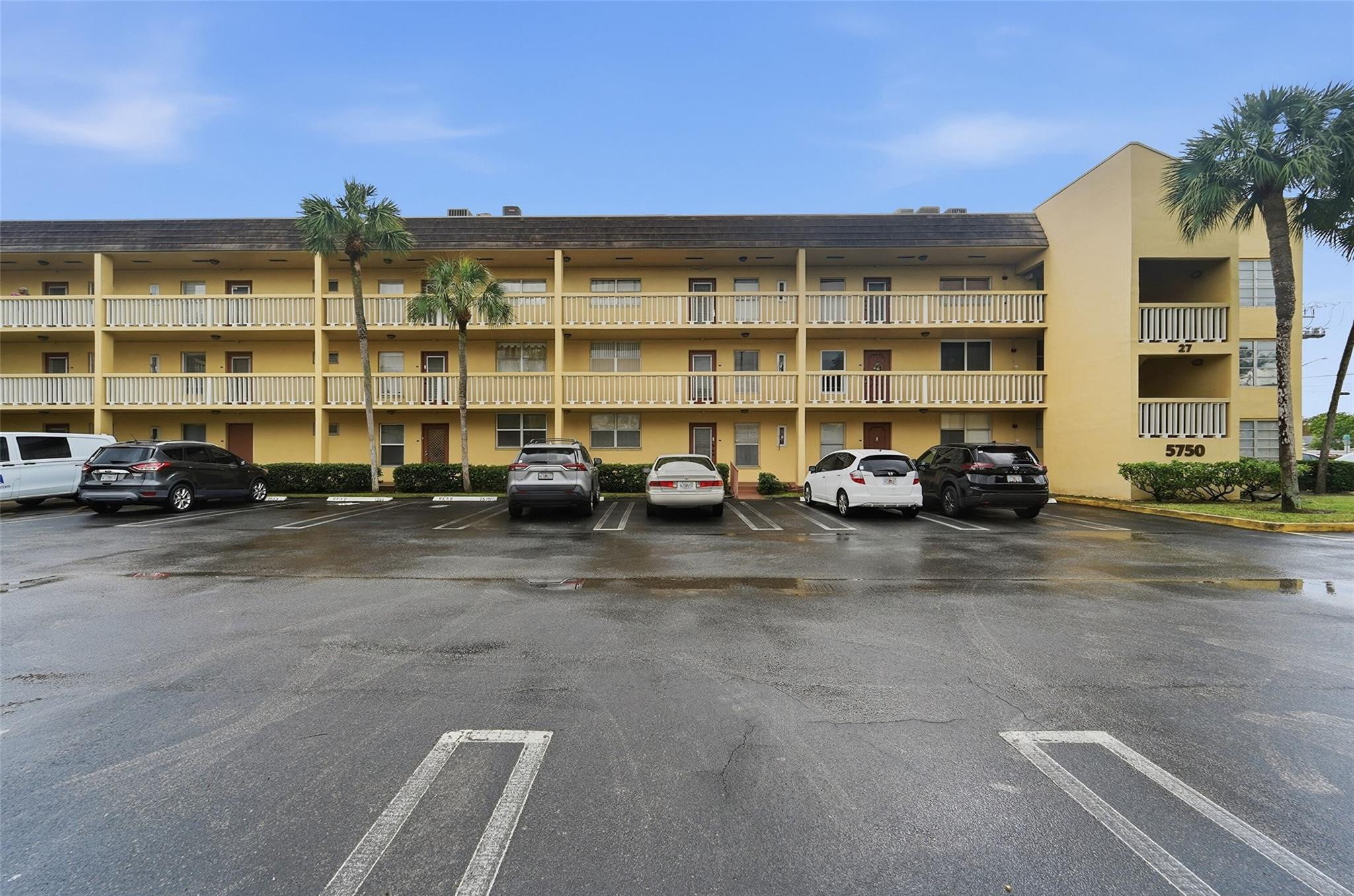 5750 NW 64th Avenue 211