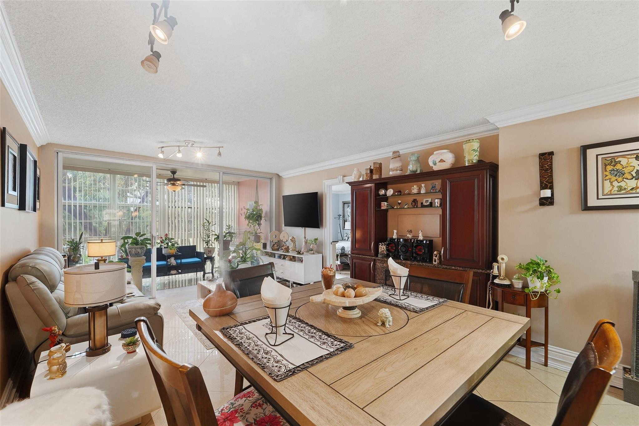 5750 NW 64th Avenue 211