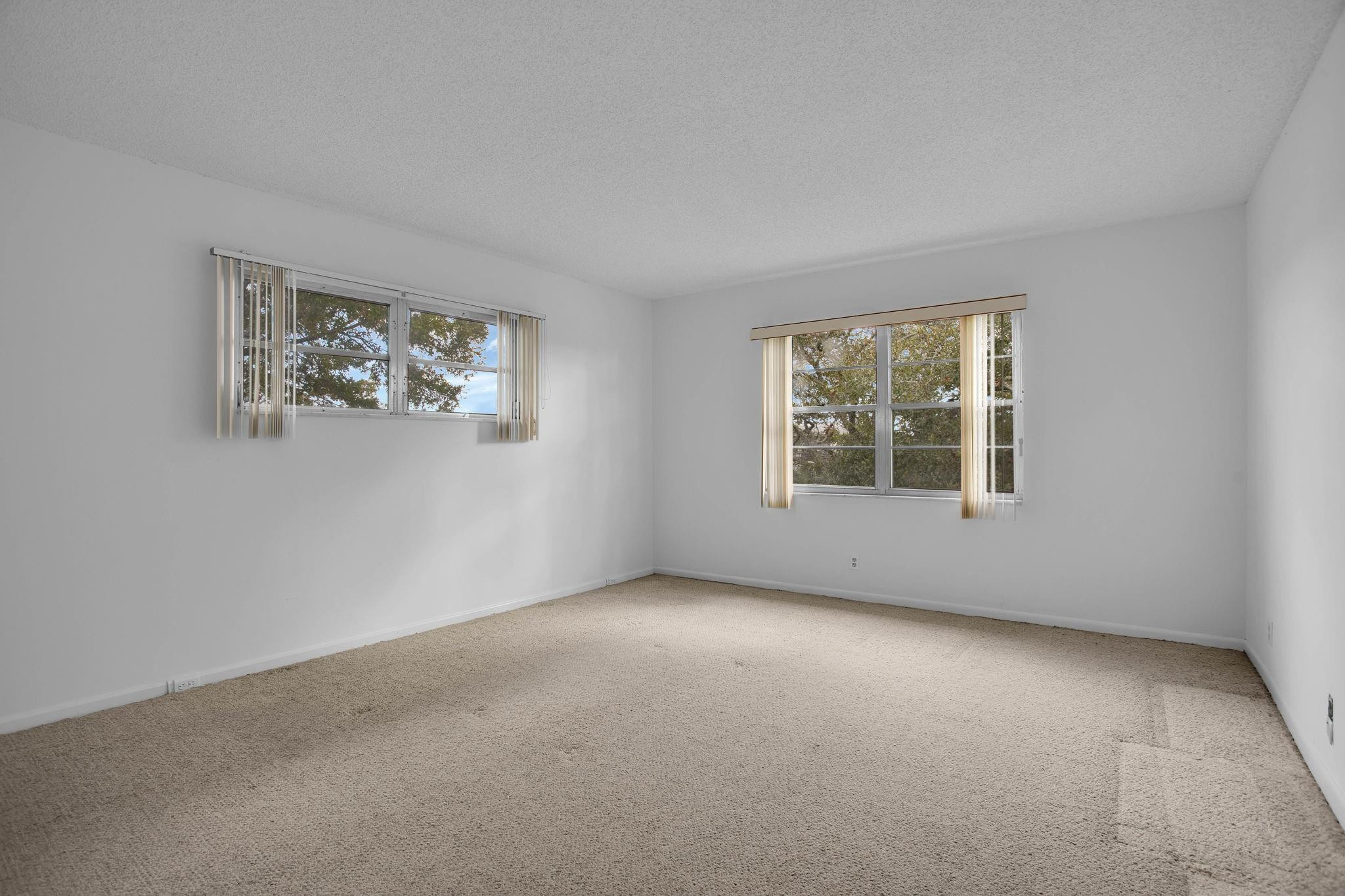 4402 Martinique Court M4