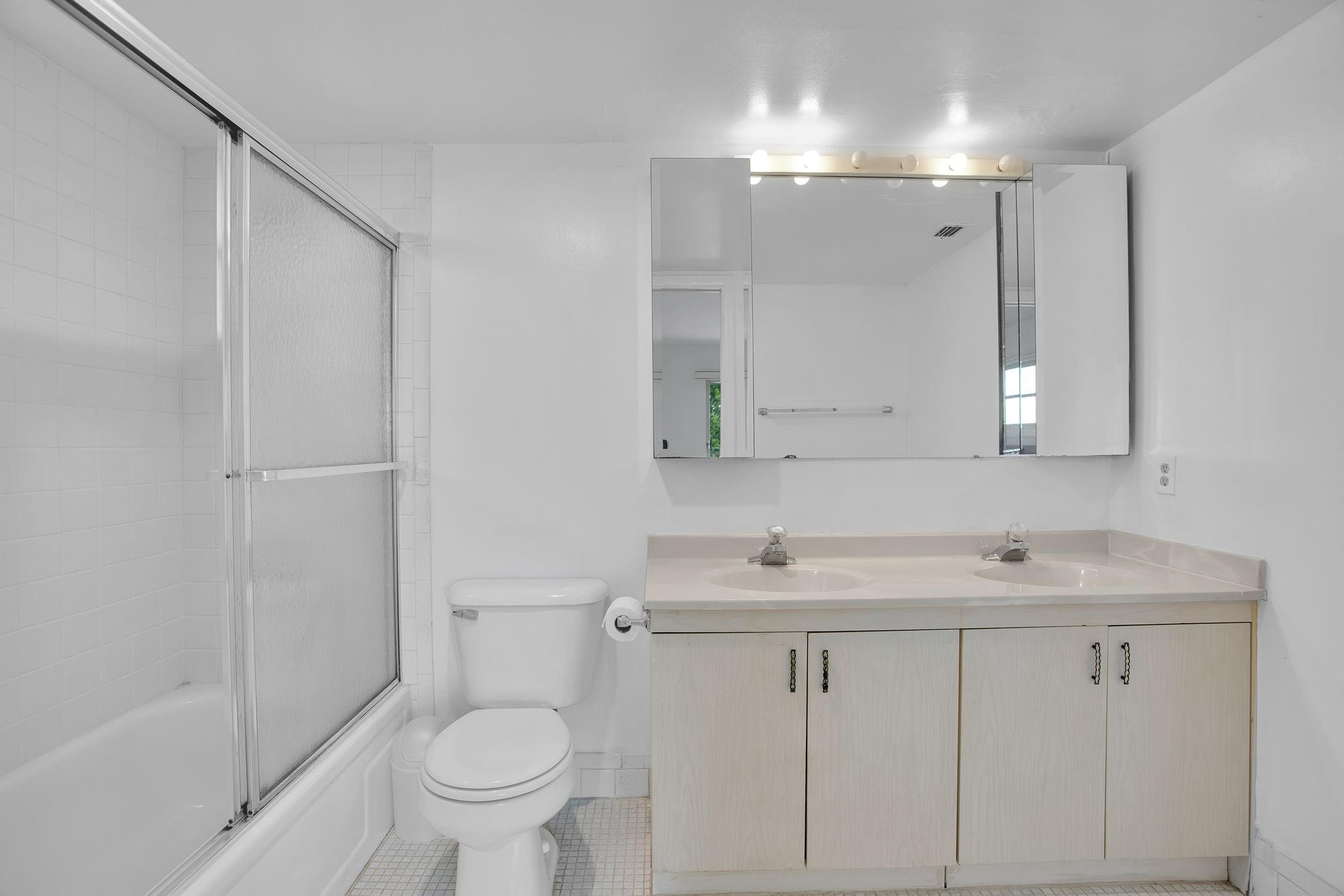 4402 Martinique Court M4