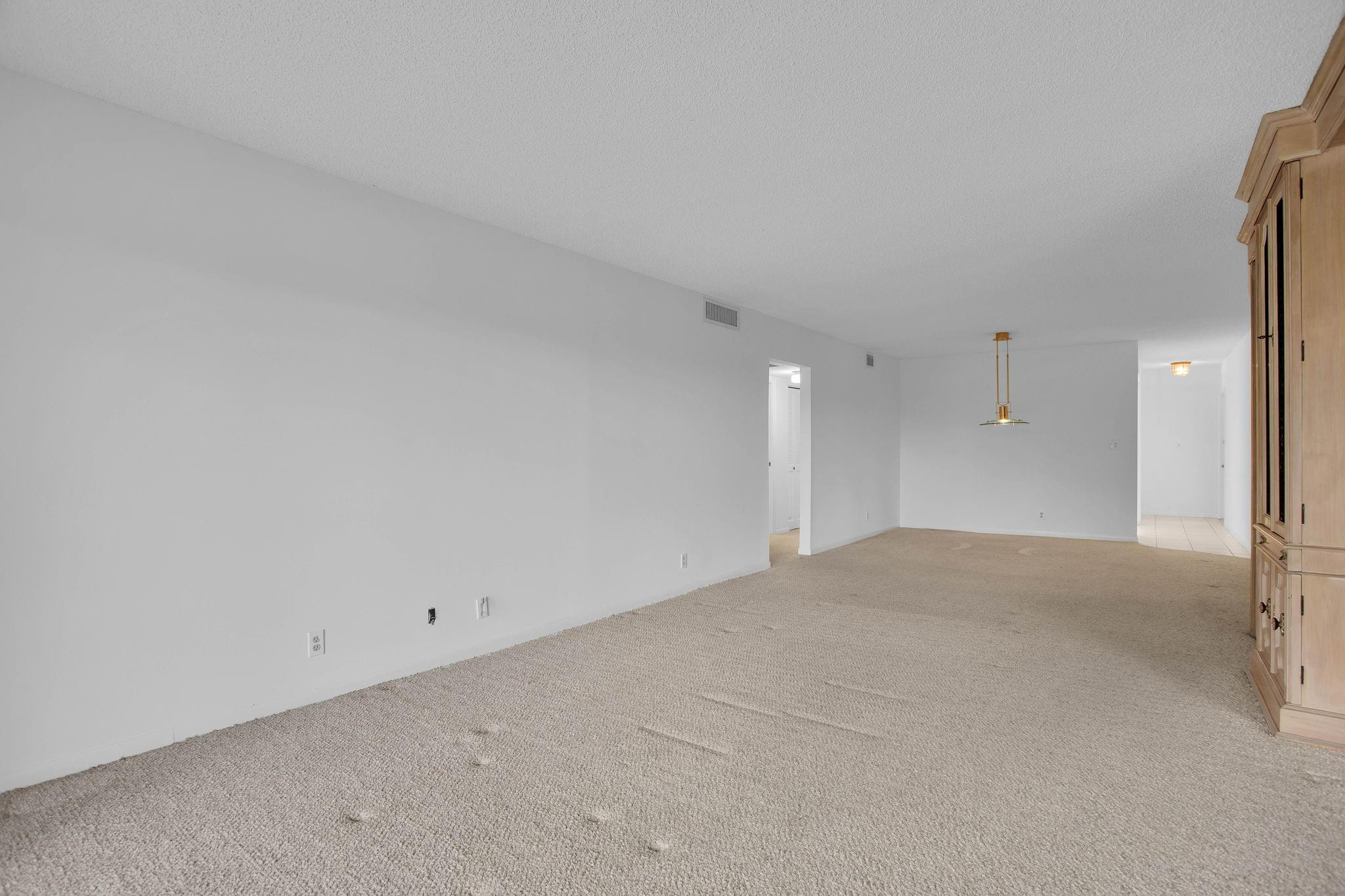 4402 Martinique Court M4