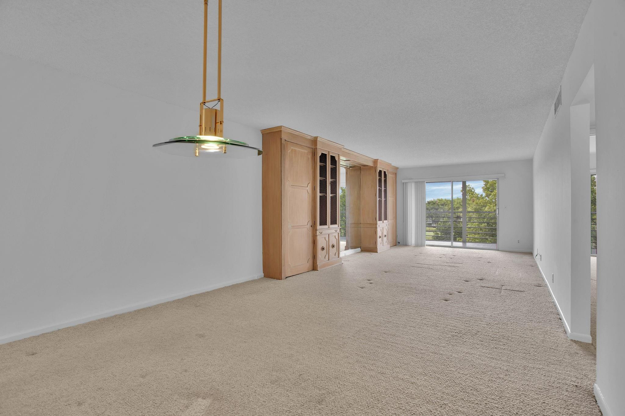 4402 Martinique Court M4