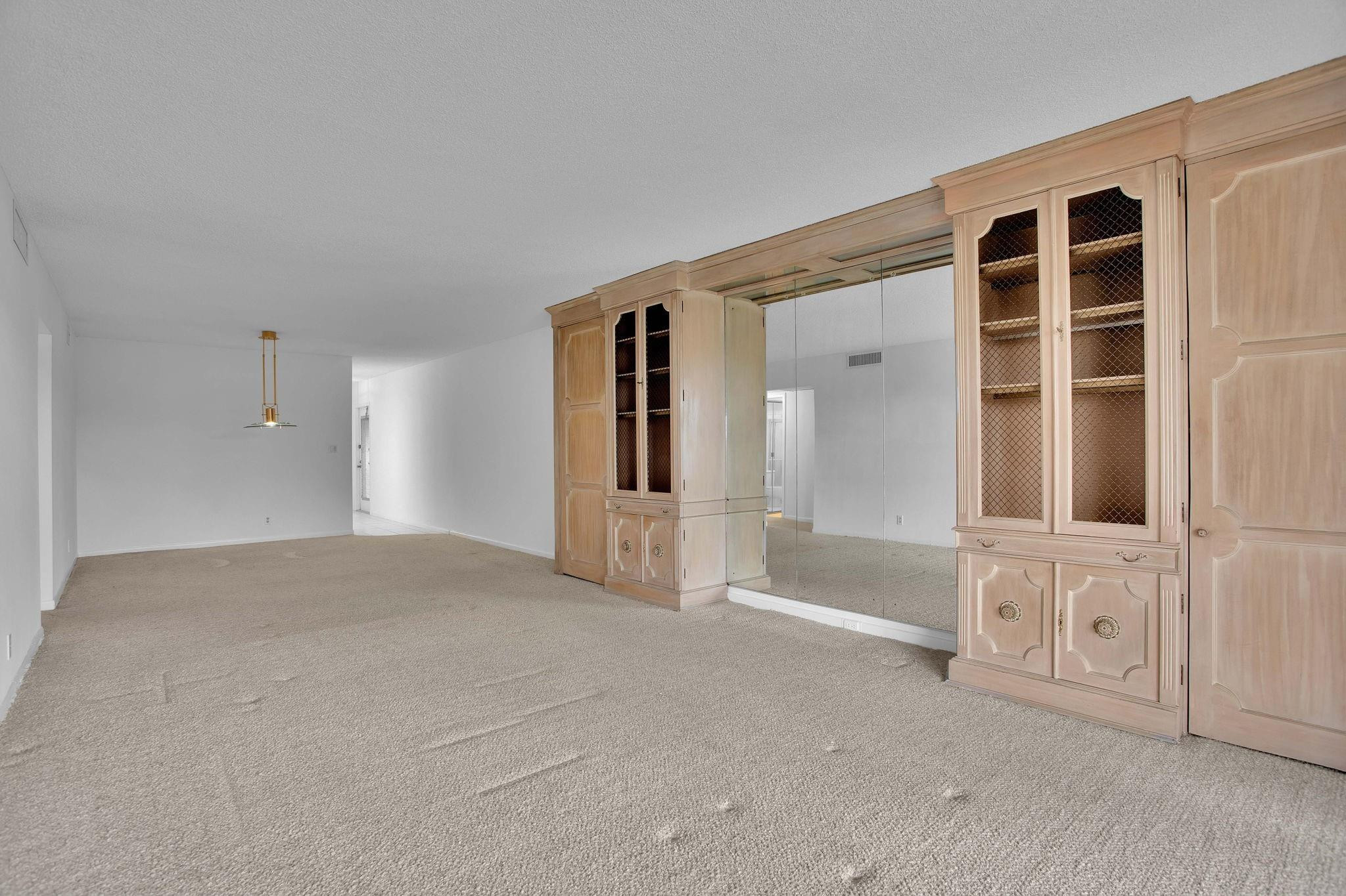 4402 Martinique Court M4