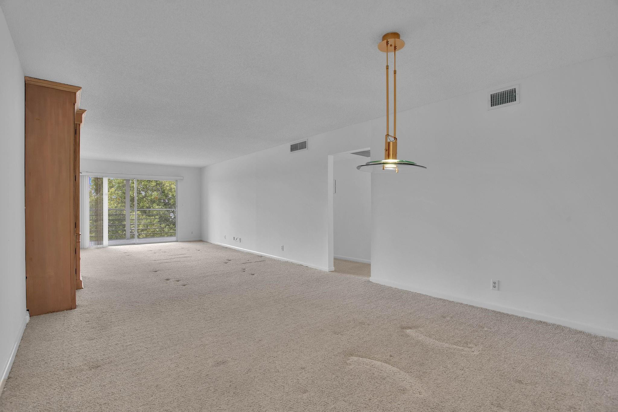 4402 Martinique Court M4