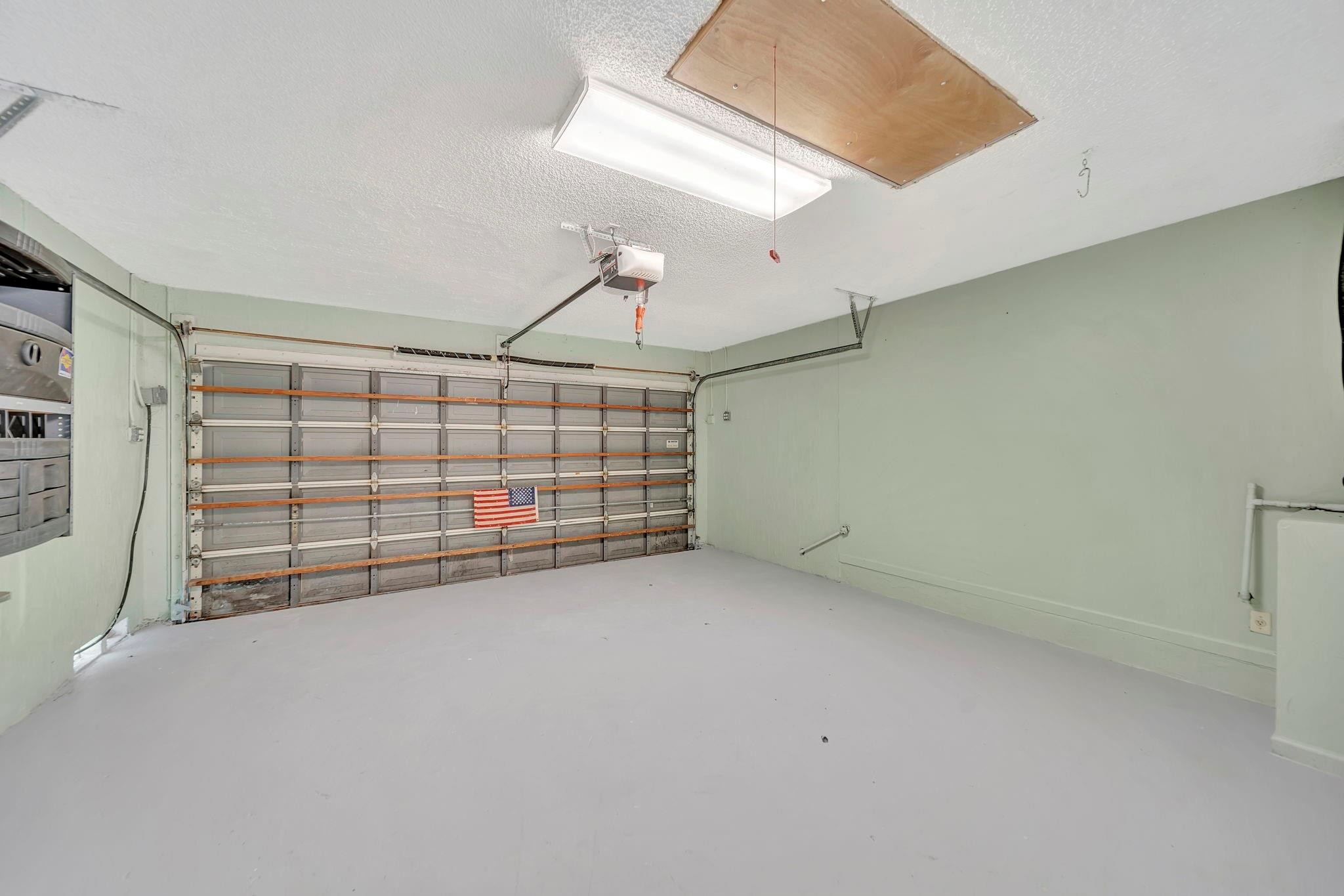 5708 NW 47th Court