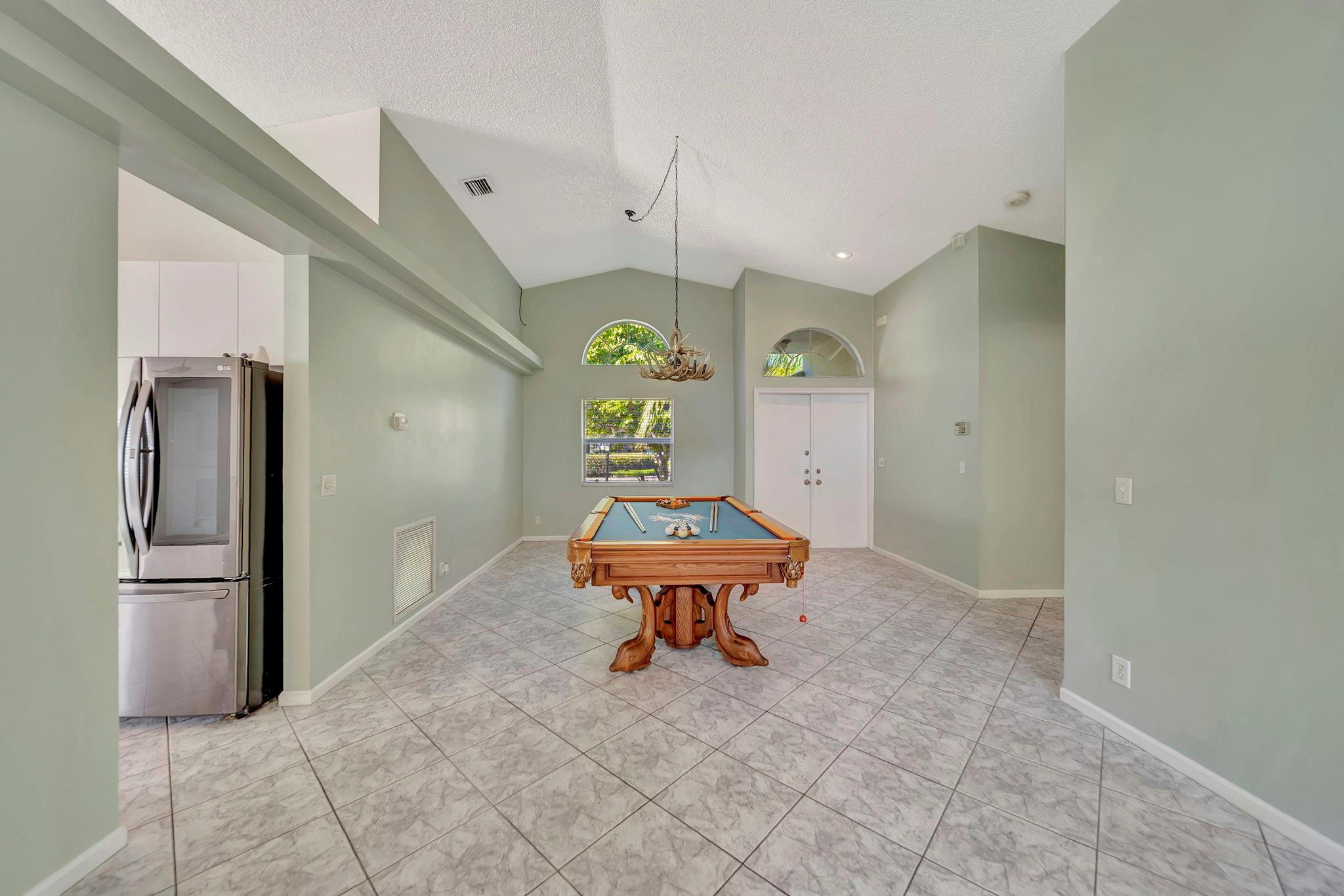 5708 NW 47th Court