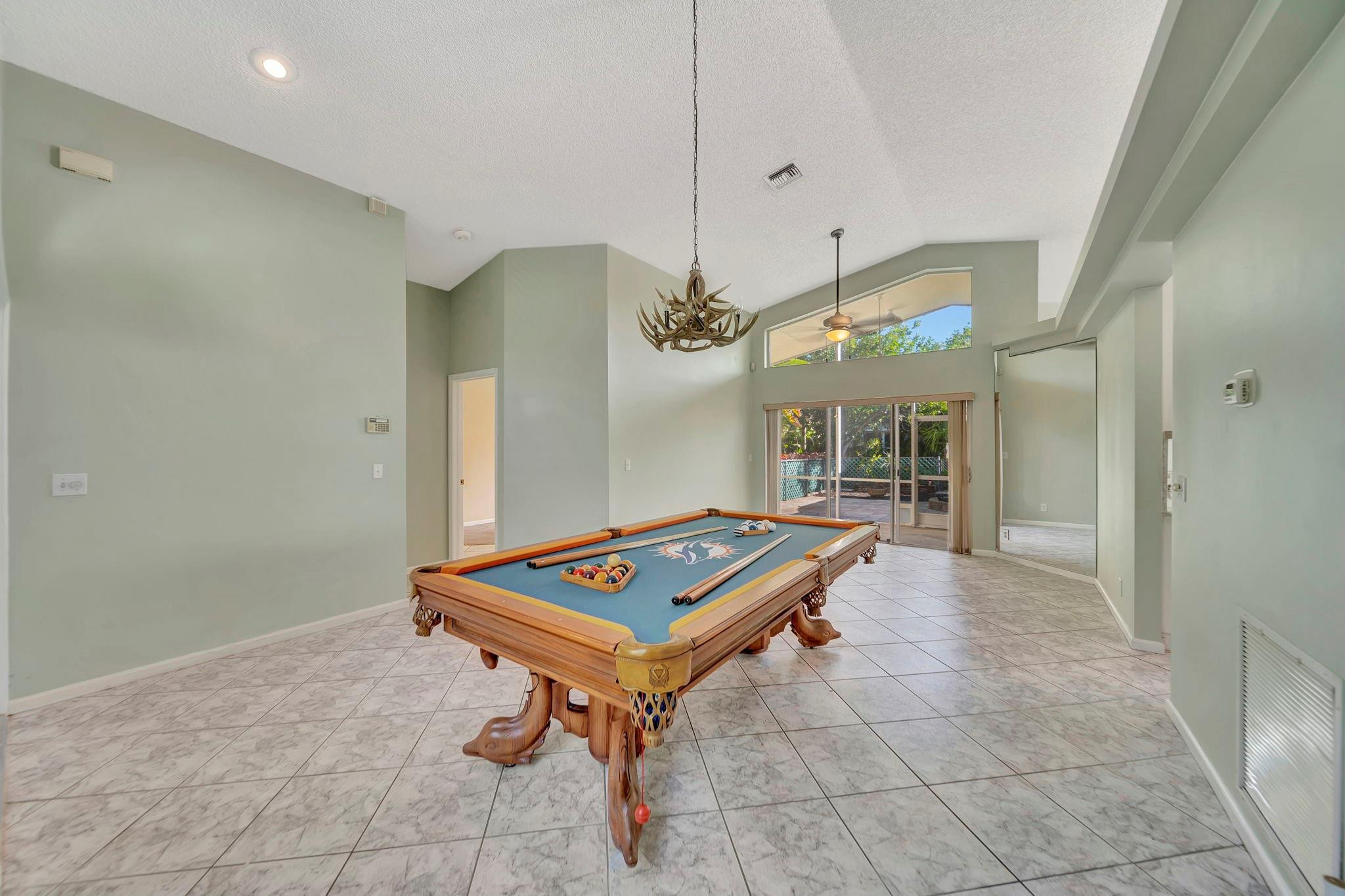 5708 NW 47th Court