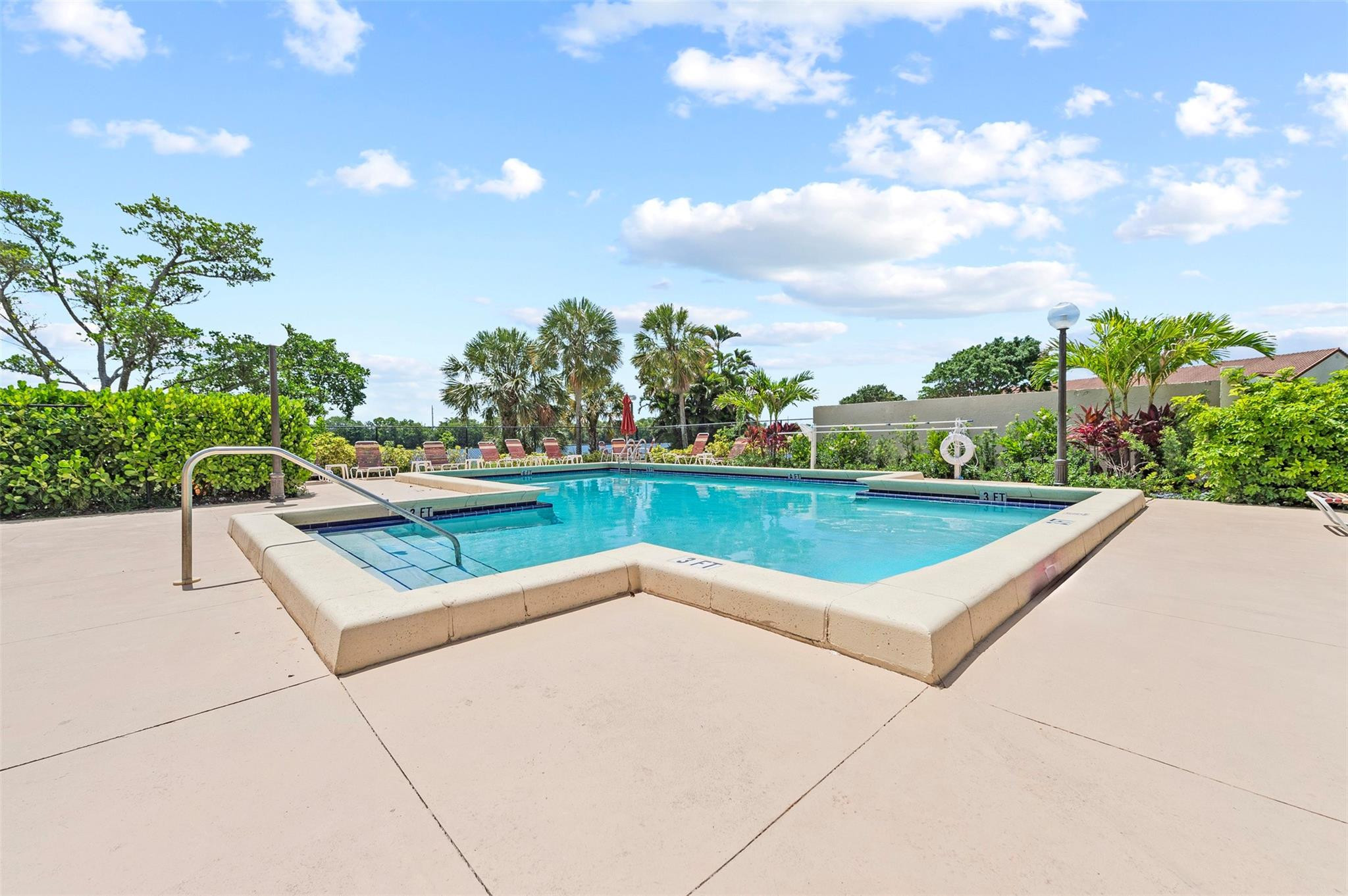 405 Liberty Court 405