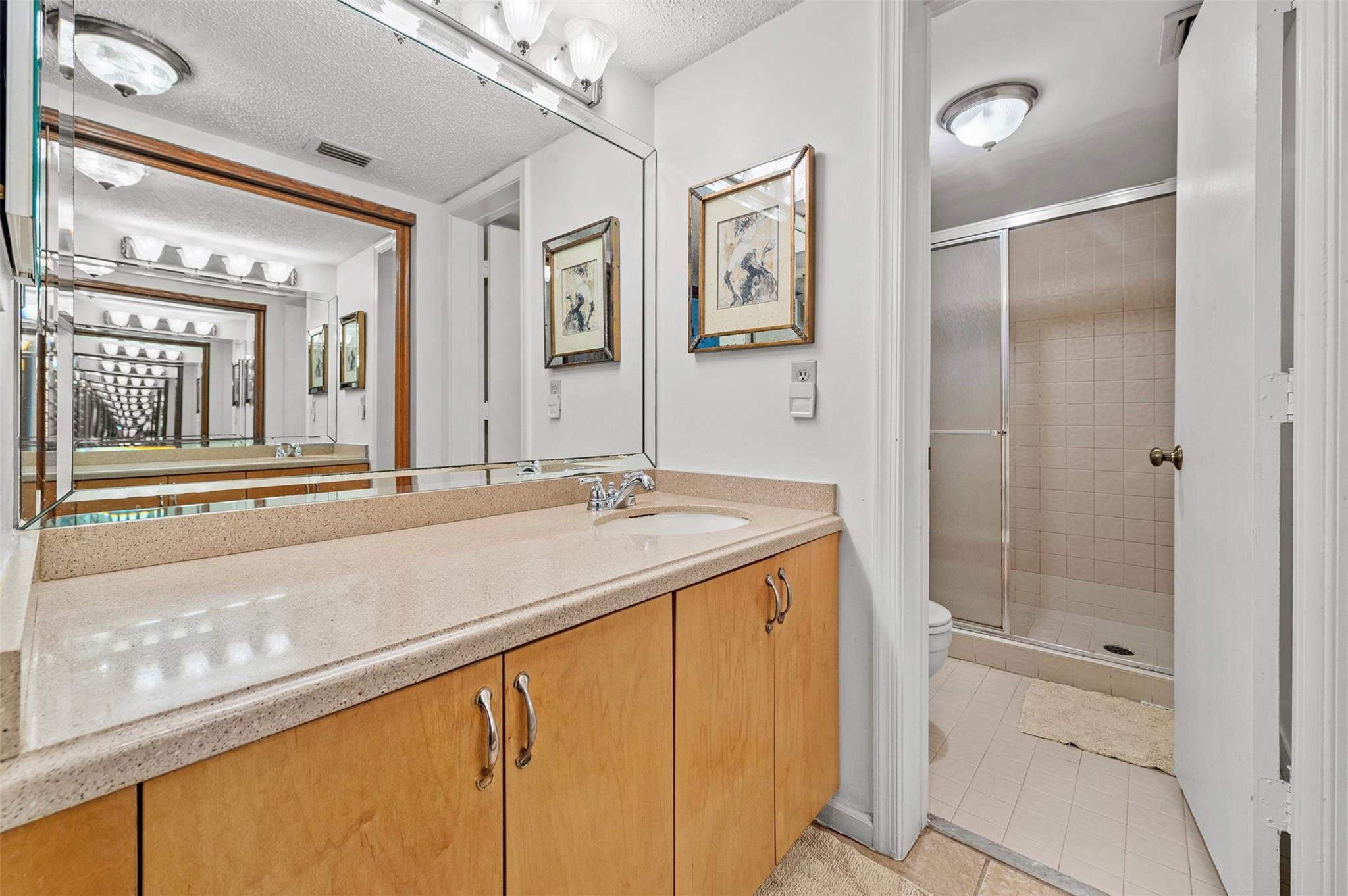 405 Liberty Court 405