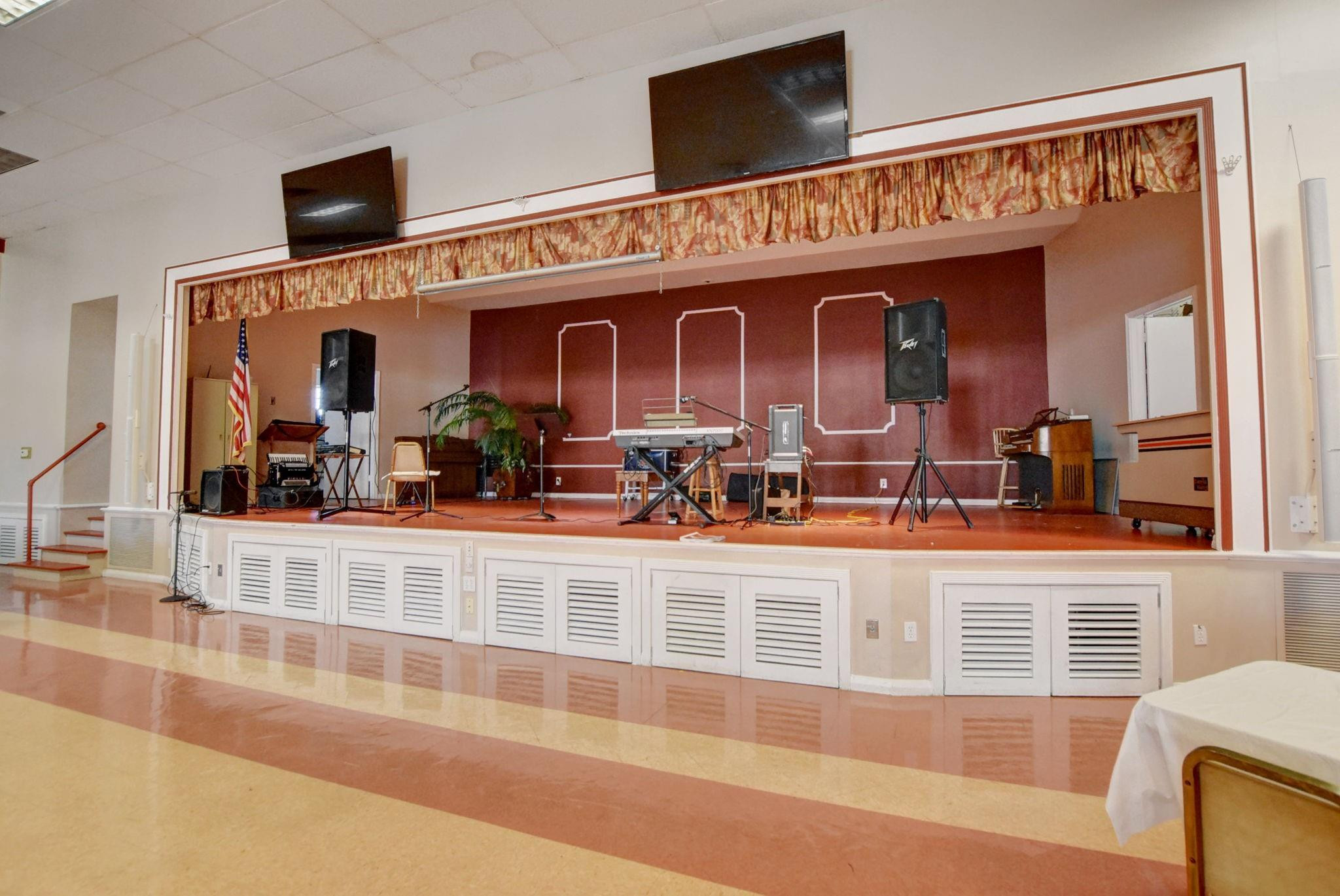 2856 Garden Drive 310