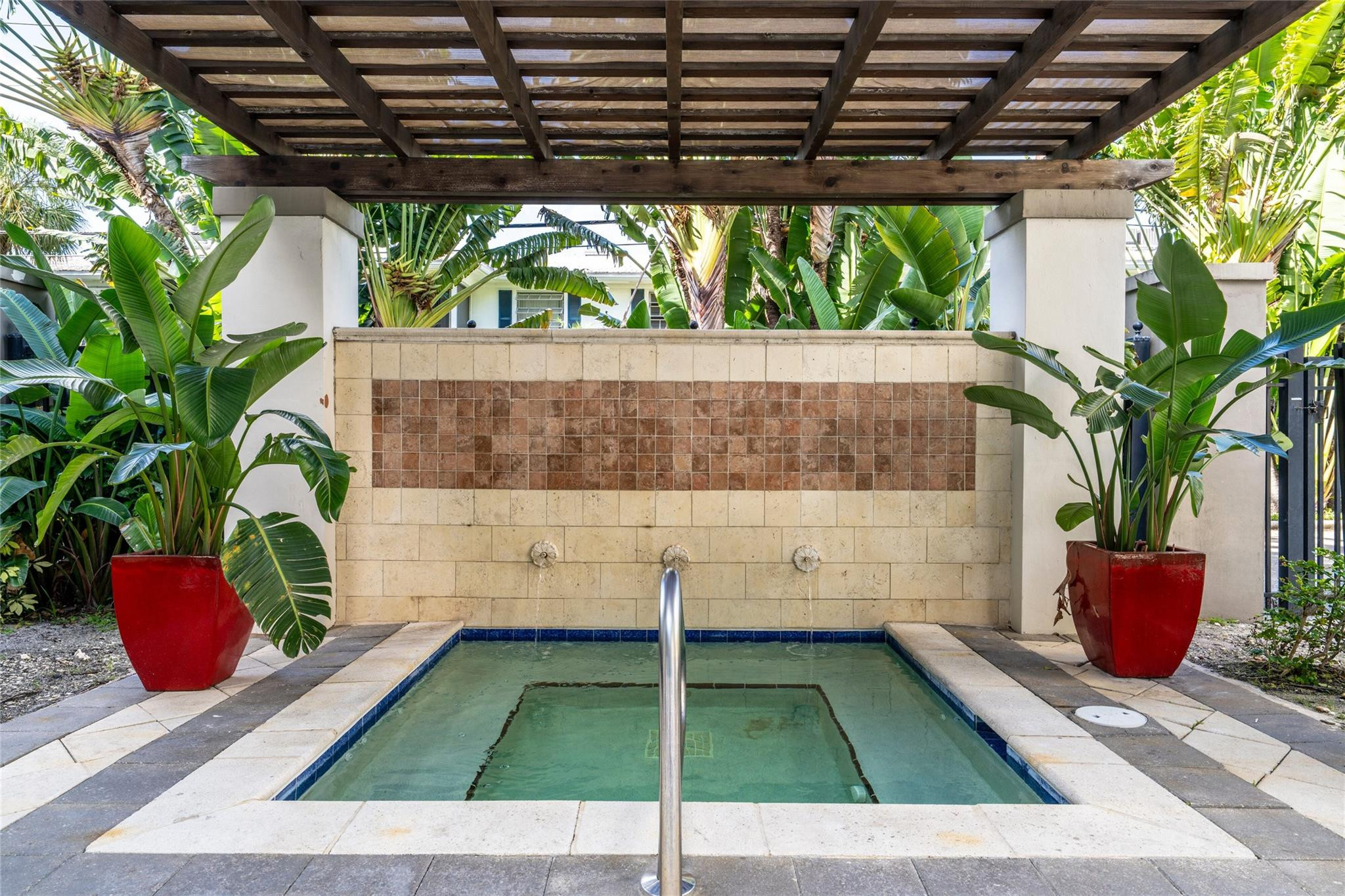 2401 NE 65th Street 310